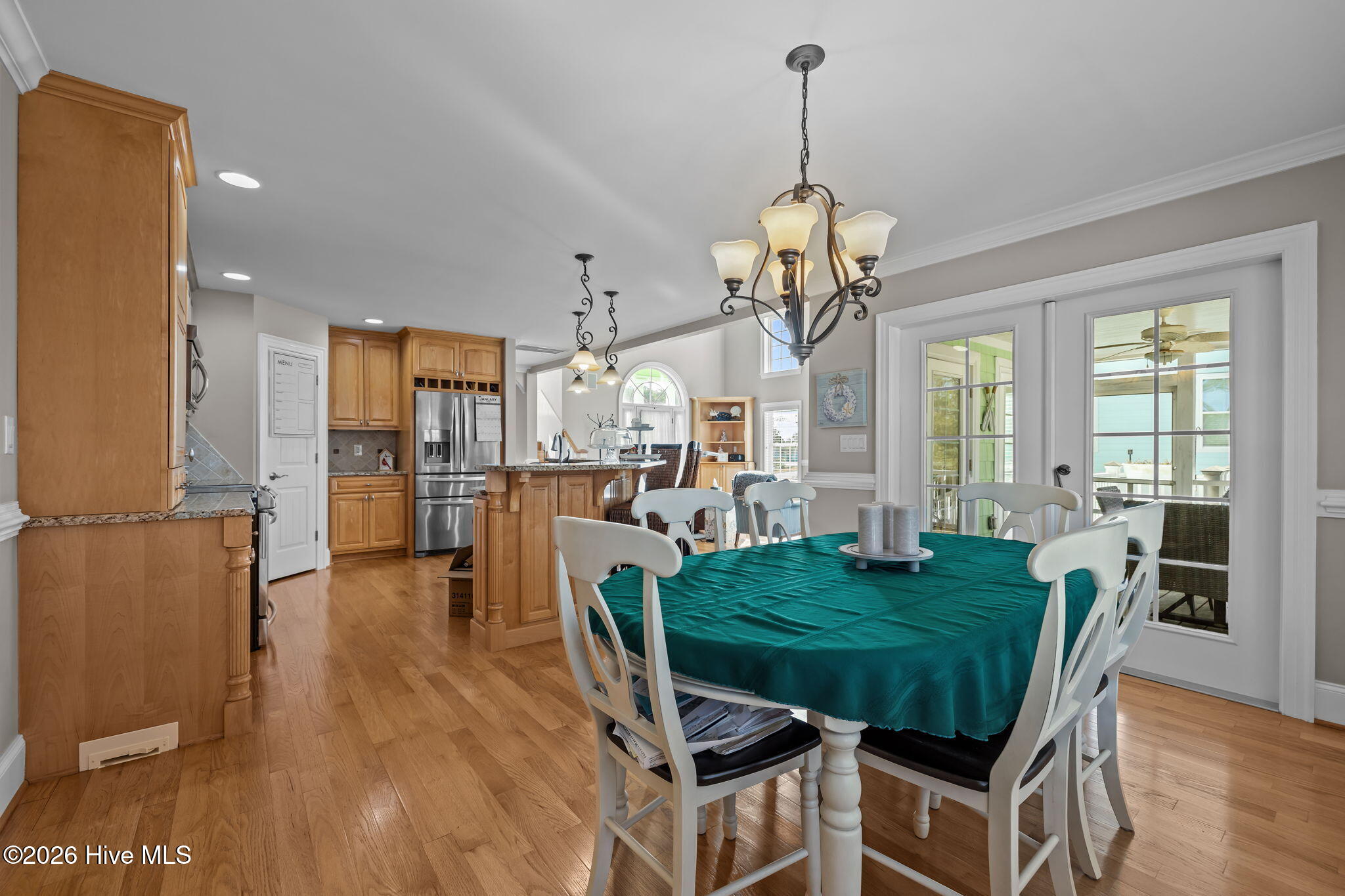 Level 2 dining room (2)