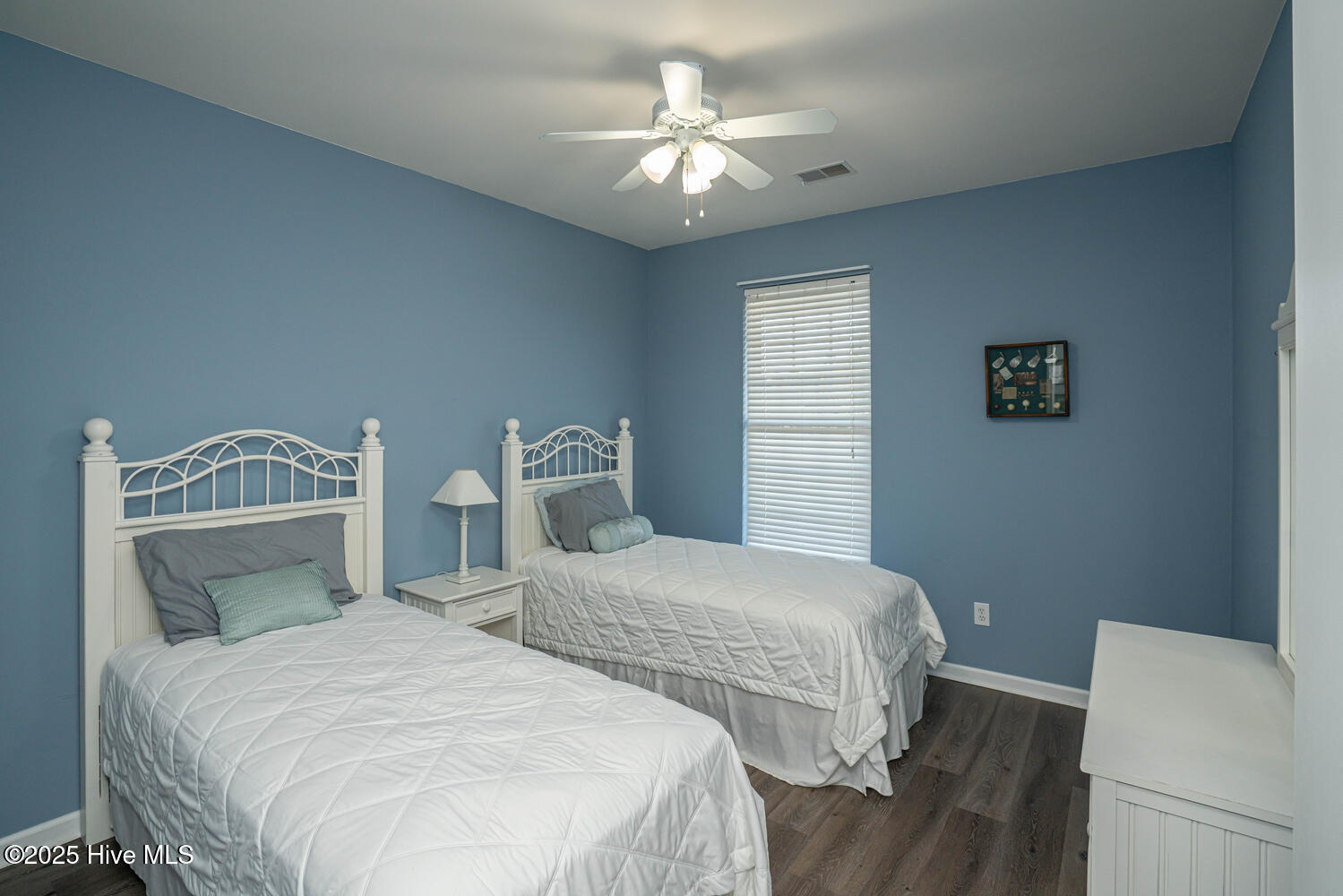 100538055 | Photo 13