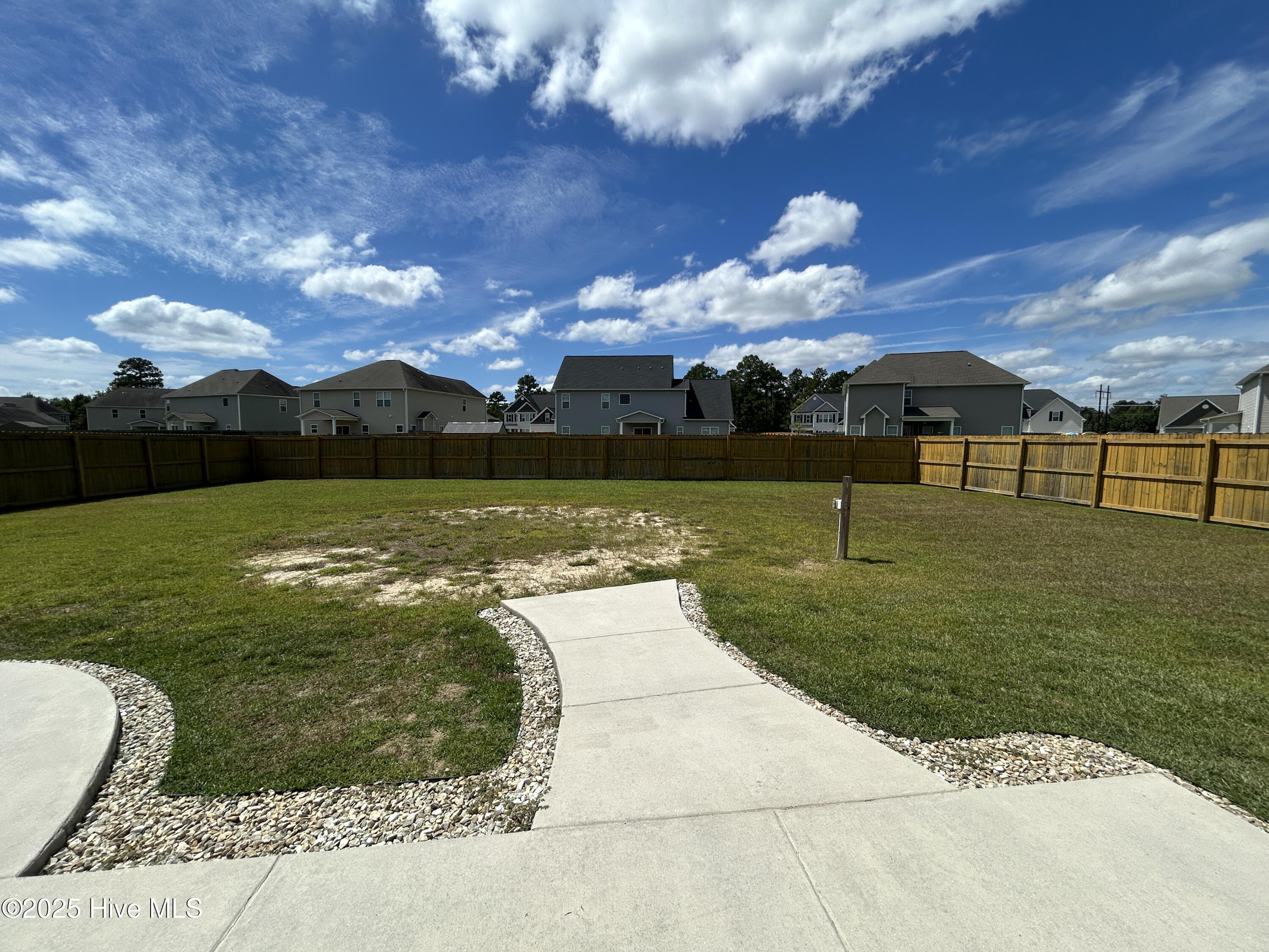 100528484 | Photo 53