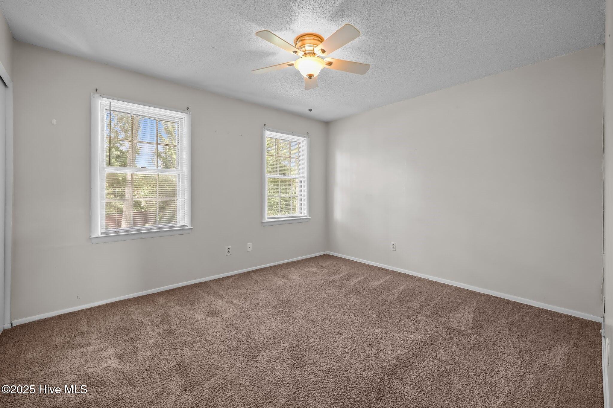 139 King George Court, Jacksonville, NC 28546 – photo 22: 22-web-or-mls-139 King George Court 054