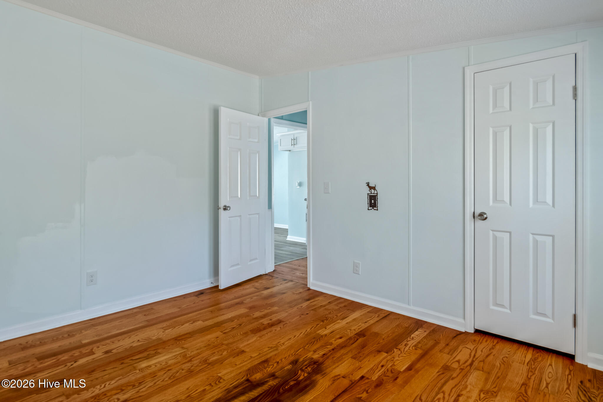 100564681 | Photo 21