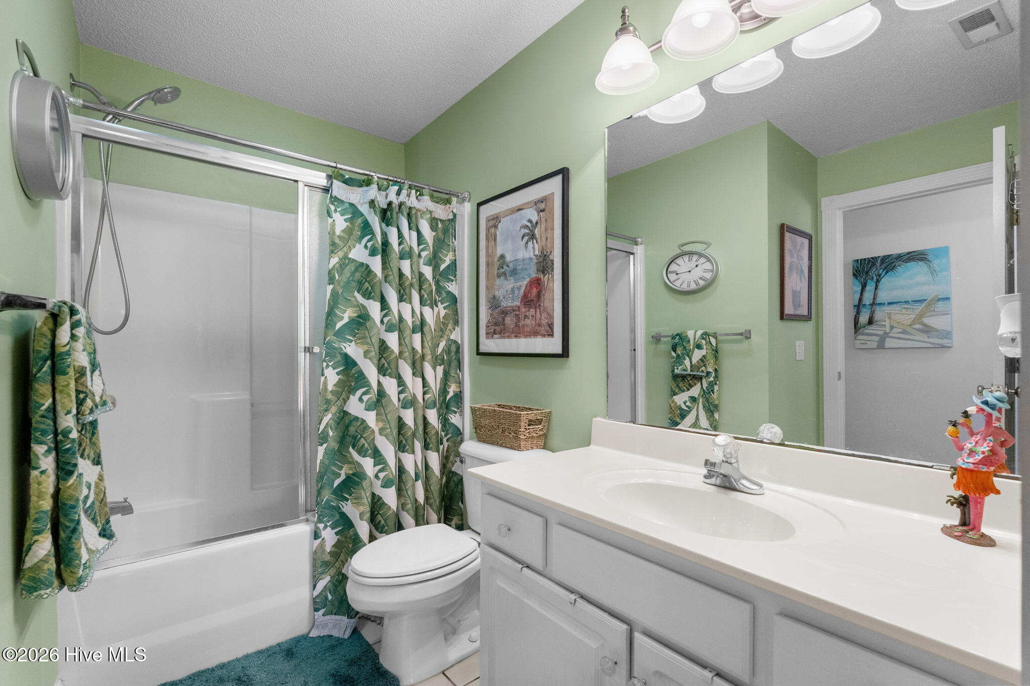 100558882 | Photo 29