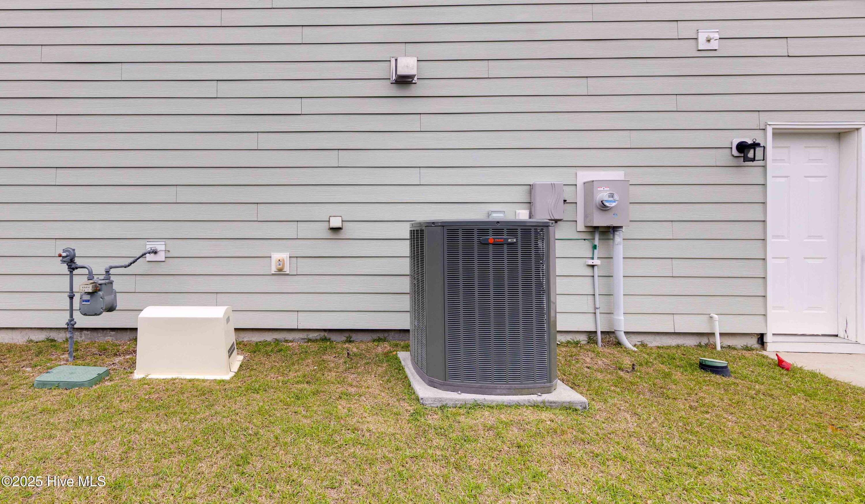 100504792 | Photo 48