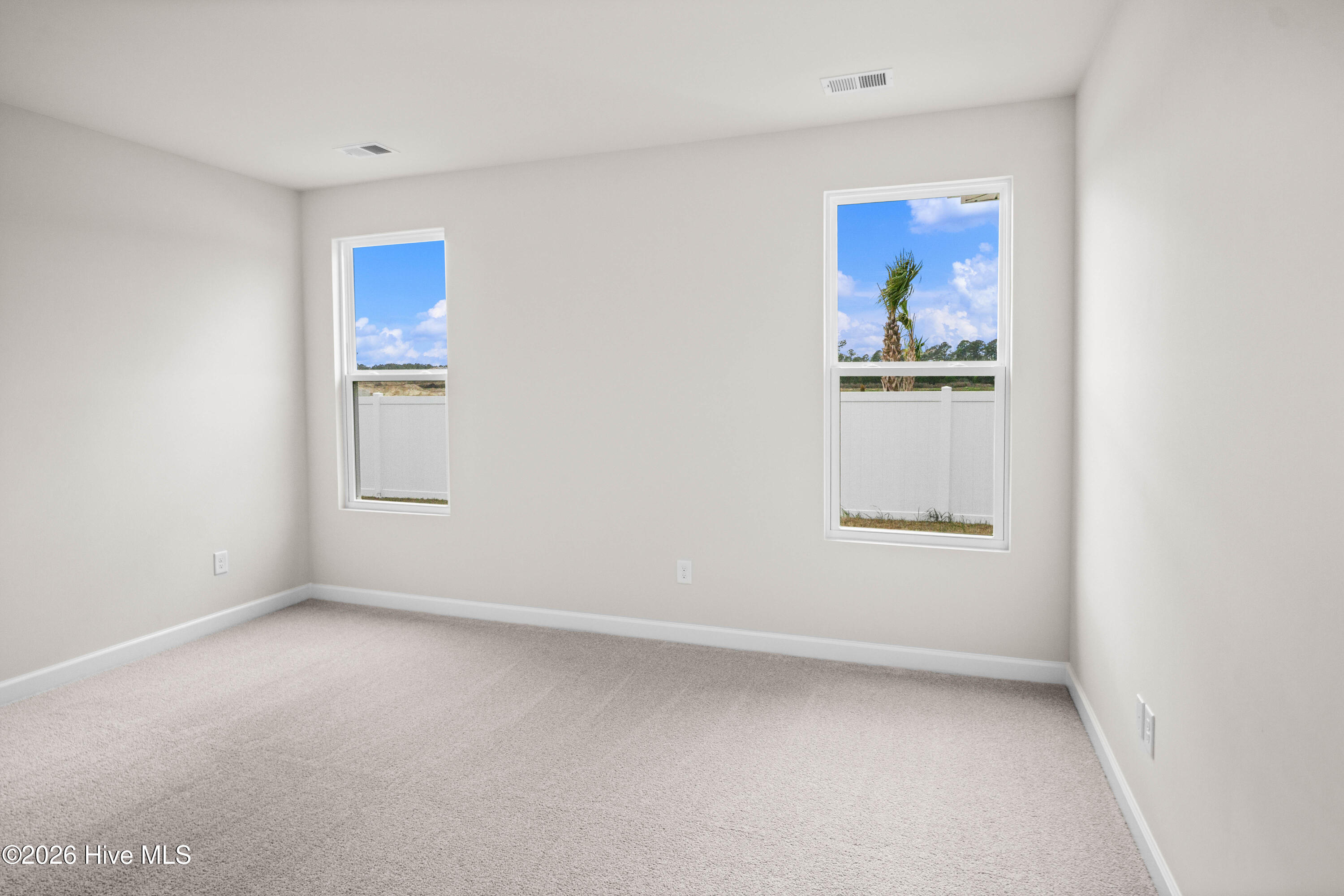 100539899 | Photo 18