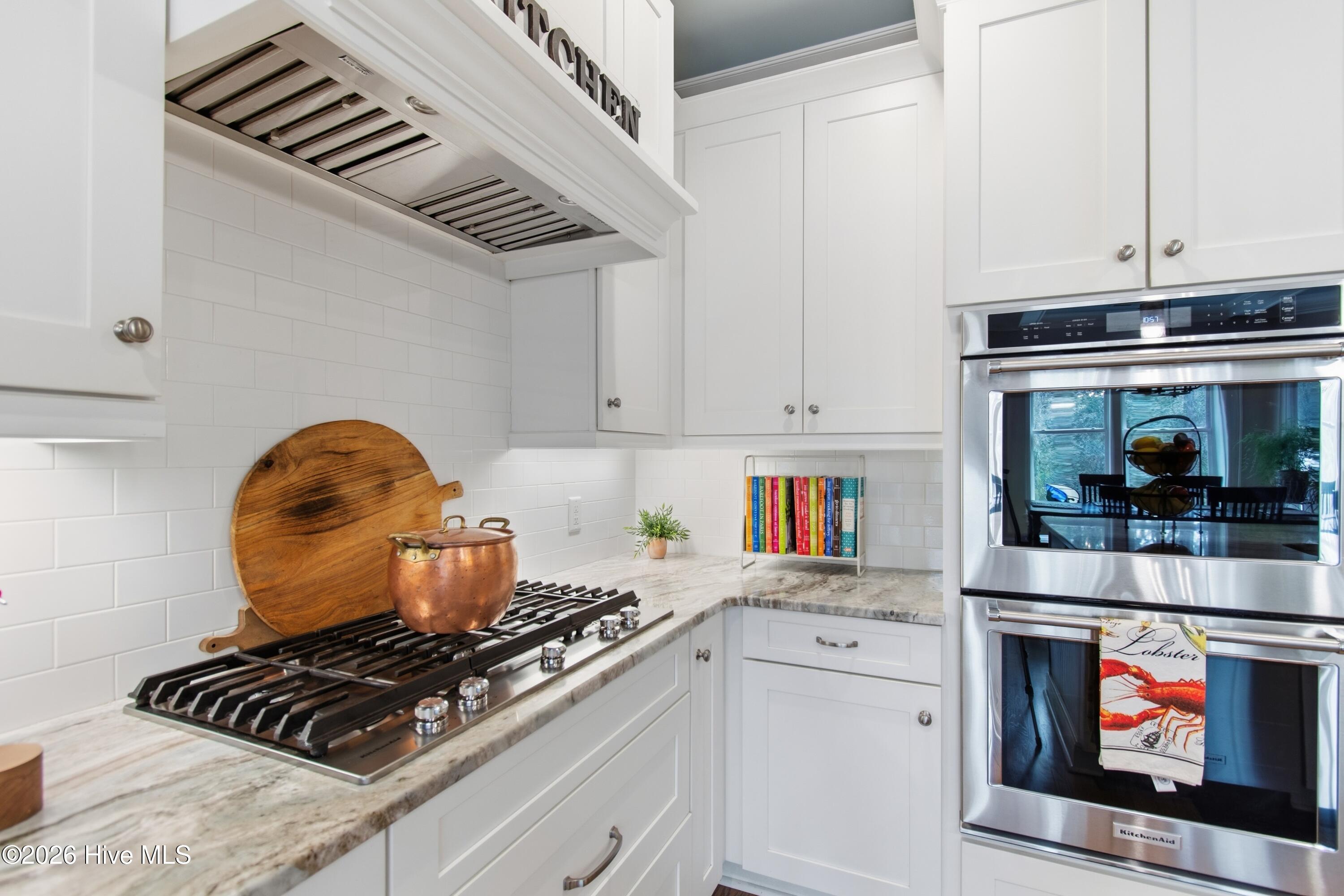 100555606 | Photo 23