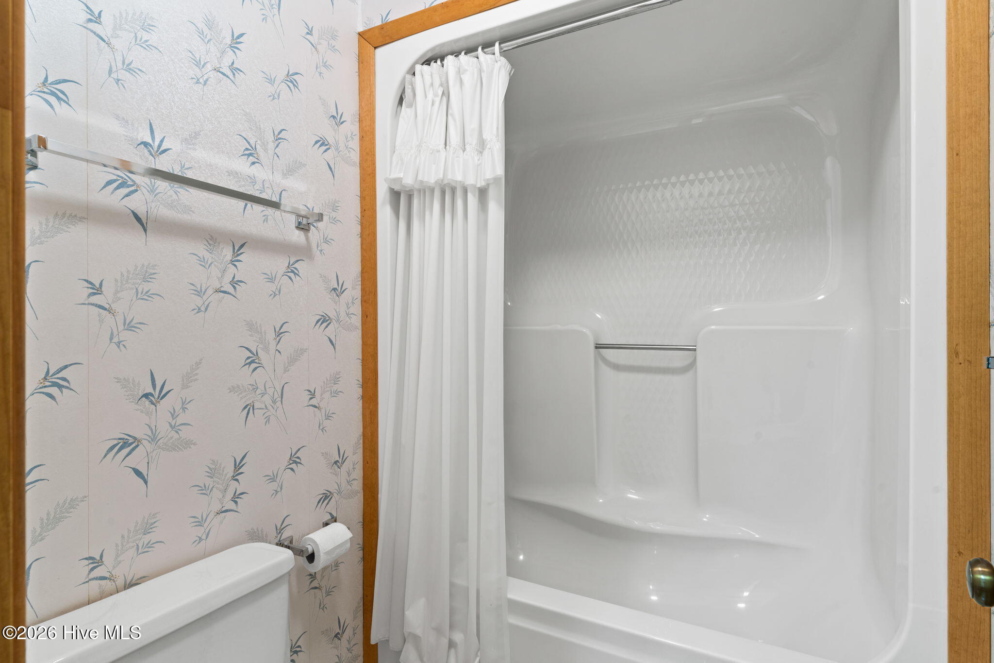 100551334 | Photo 18