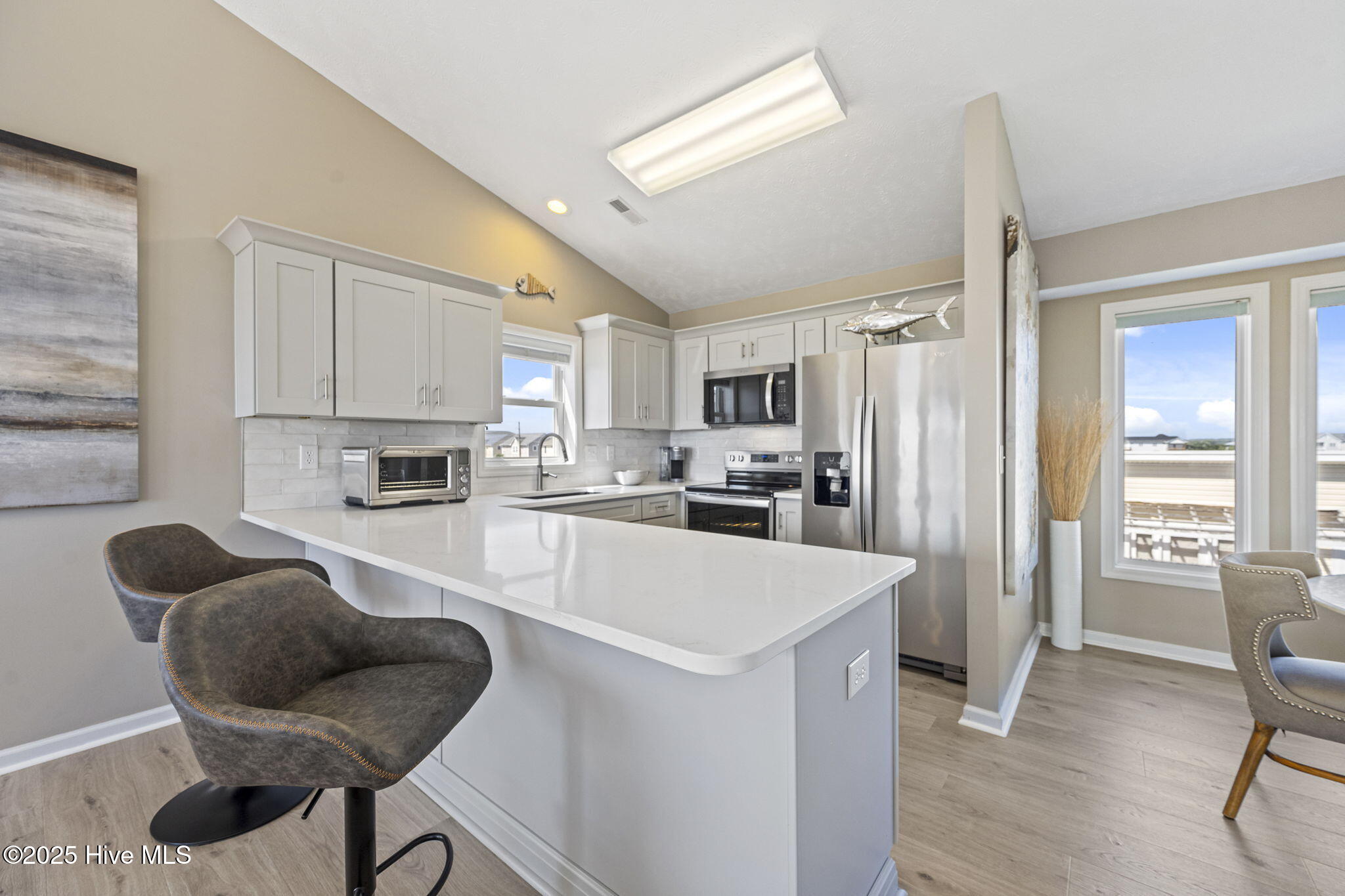 1417 N Topsail Drive, Surf City, NC 28445 – photo 12: 32-web-or-mls-_RAD6444