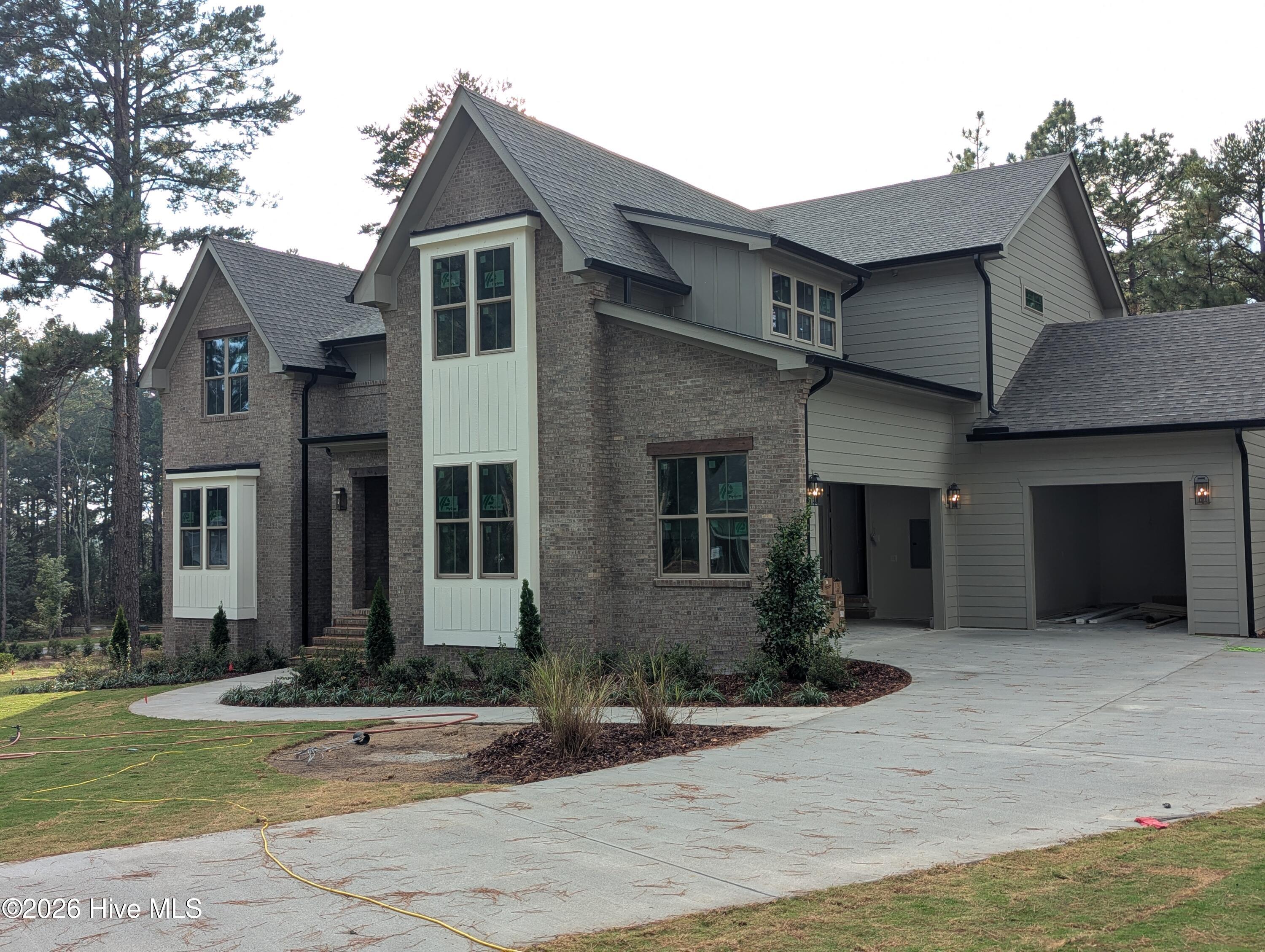 Homes for sale in Pinehurst, NC | 305 Sloan Ln, Pinehurst, NC 28374 | MLS# 100533143