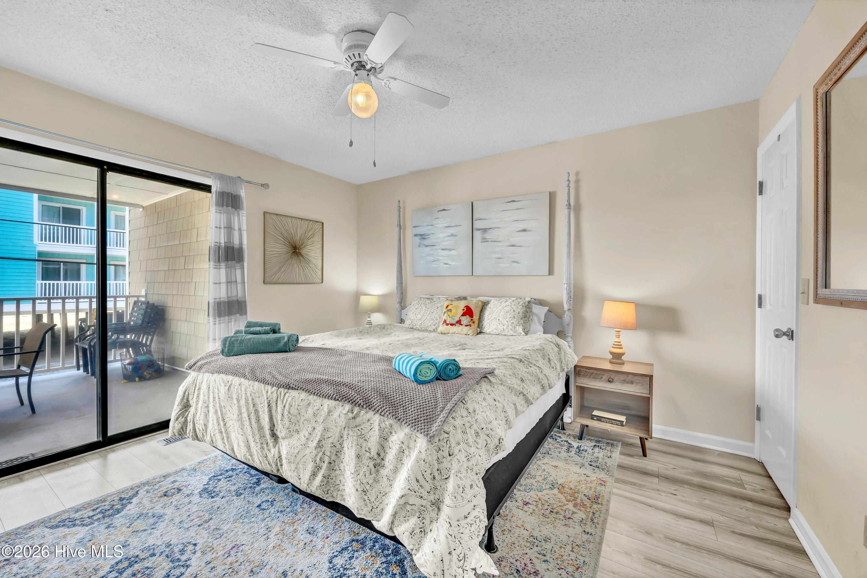 100552249 | Photo 19