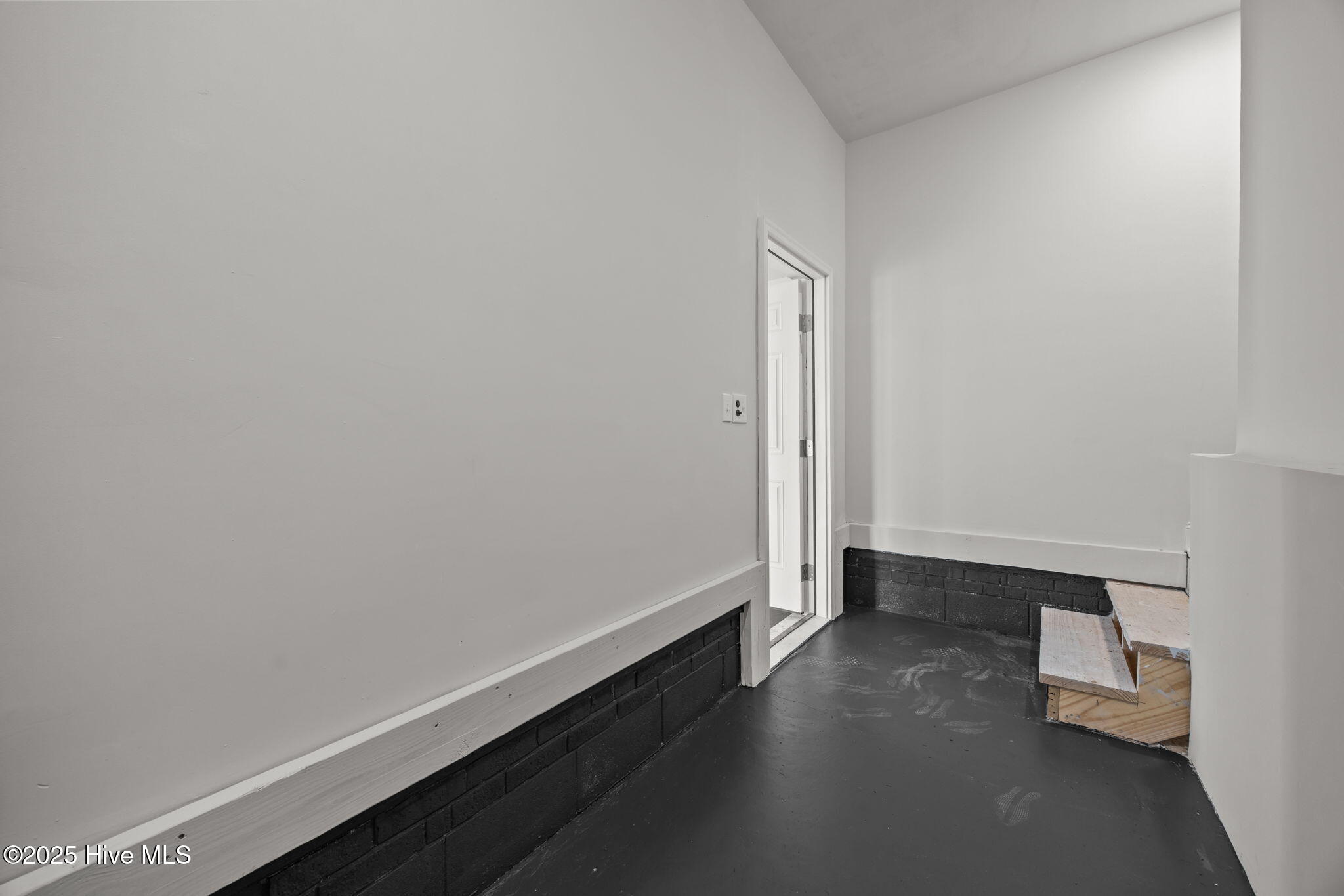 100544874 | Photo 33