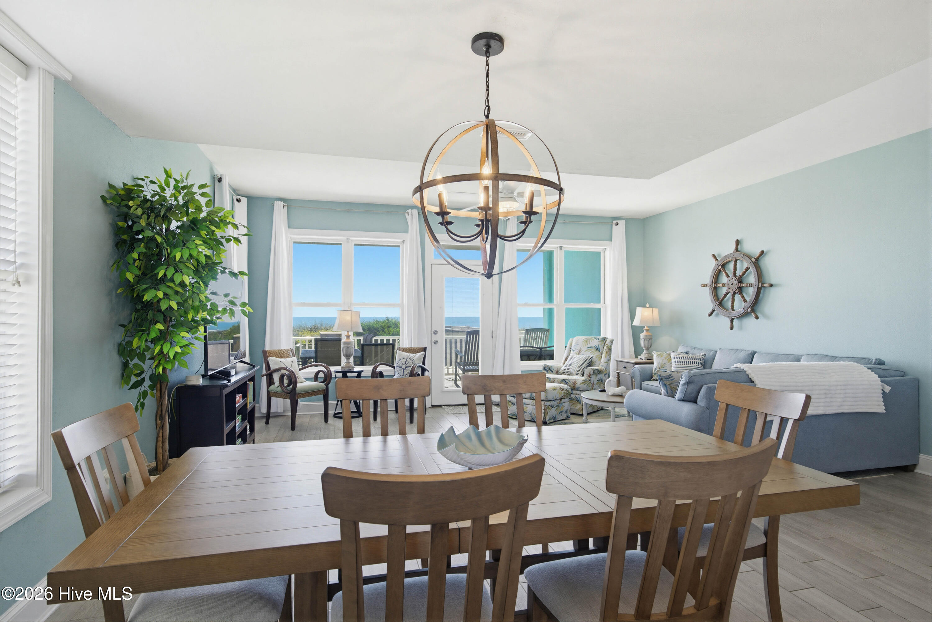 100566457 | Photo 29