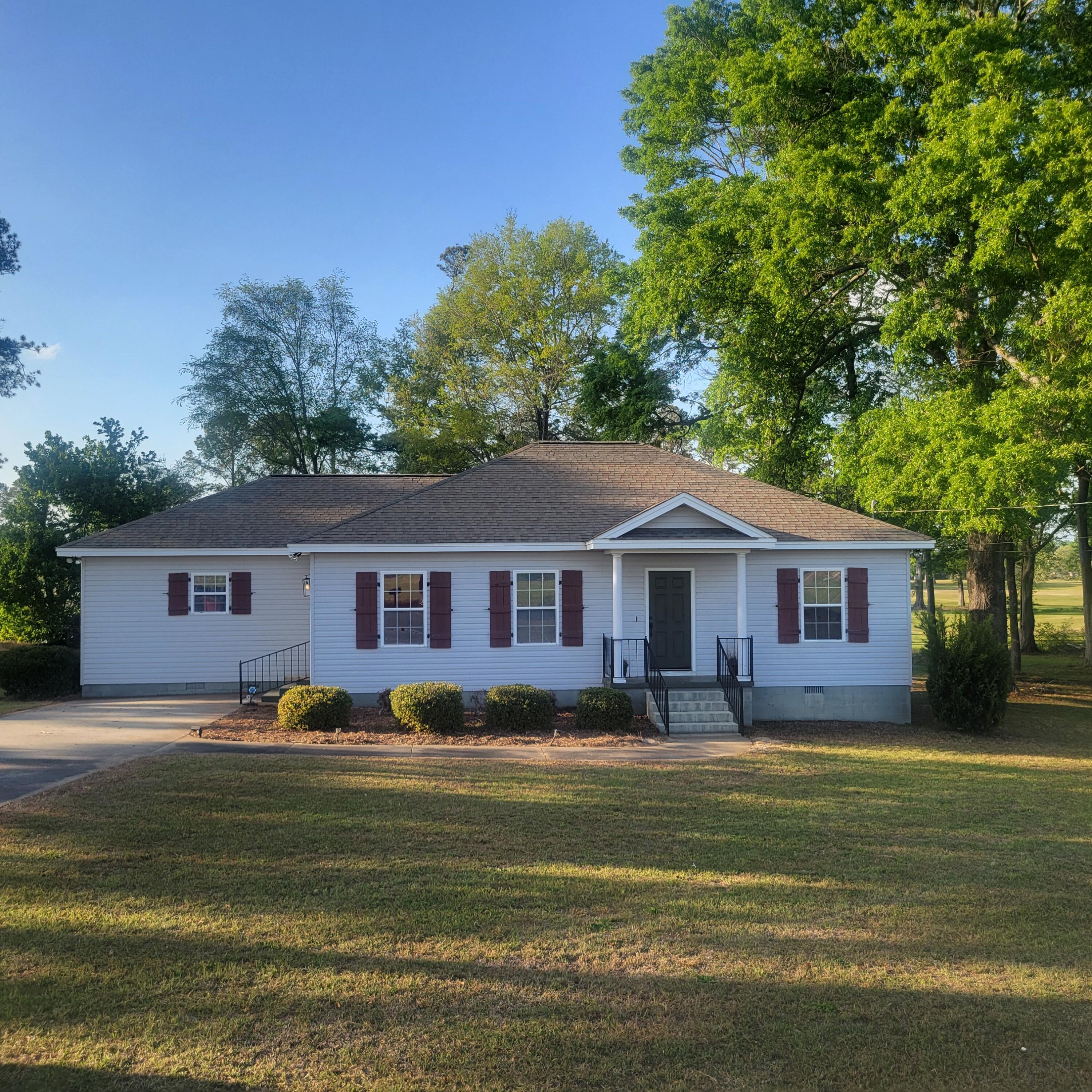 209 Shoreline Drive, New Bern, NC, 28562