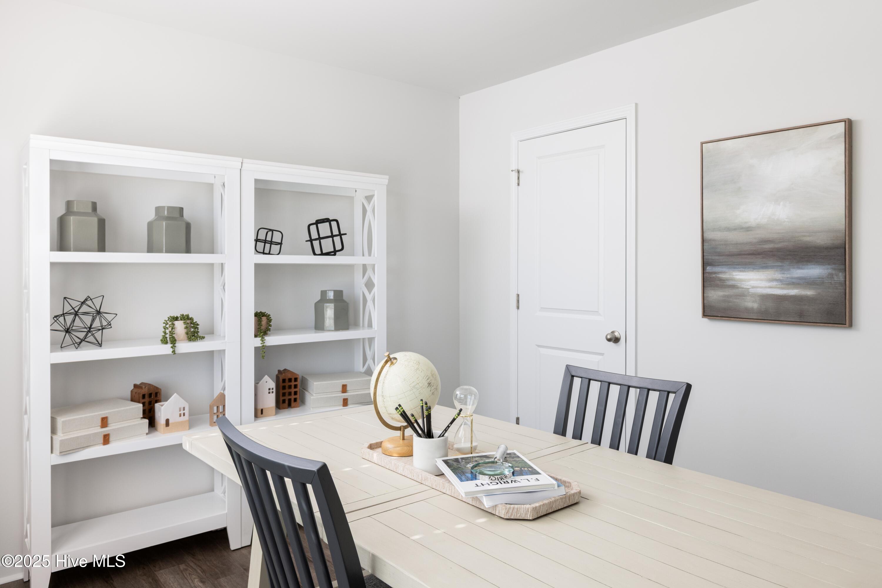 100546266 | Photo 19