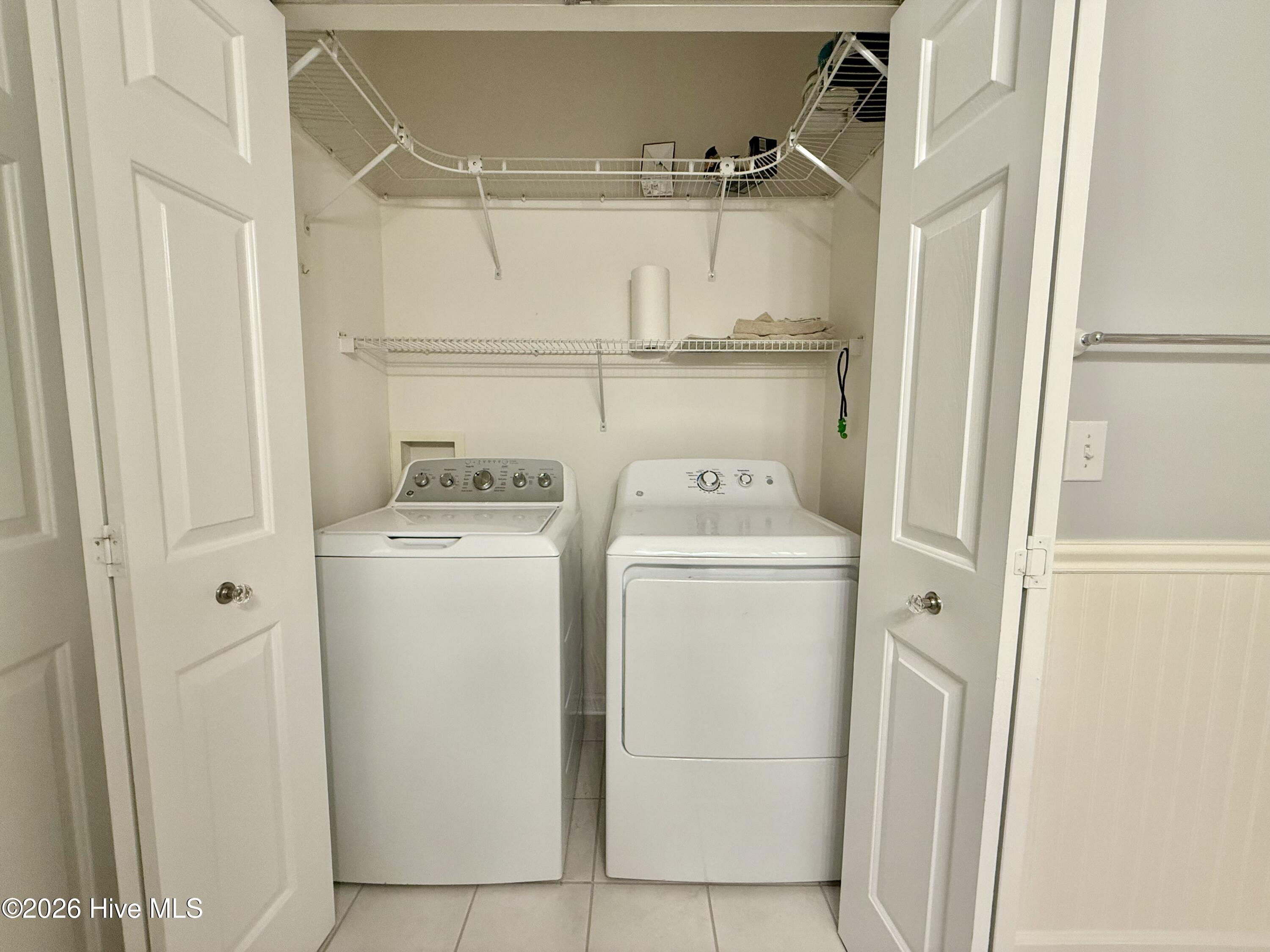 100570060 | Photo 17