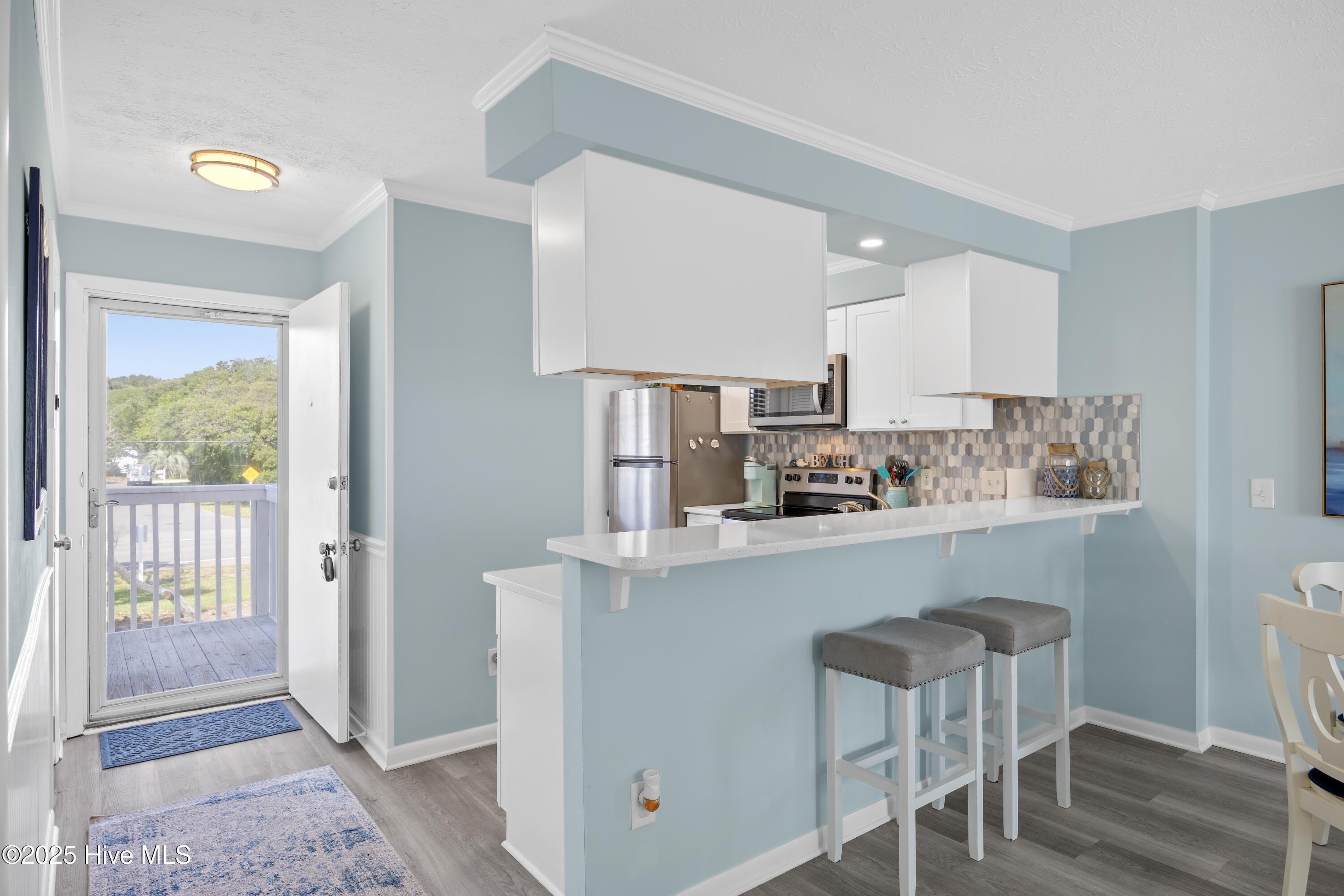 100492295 | Photo 14