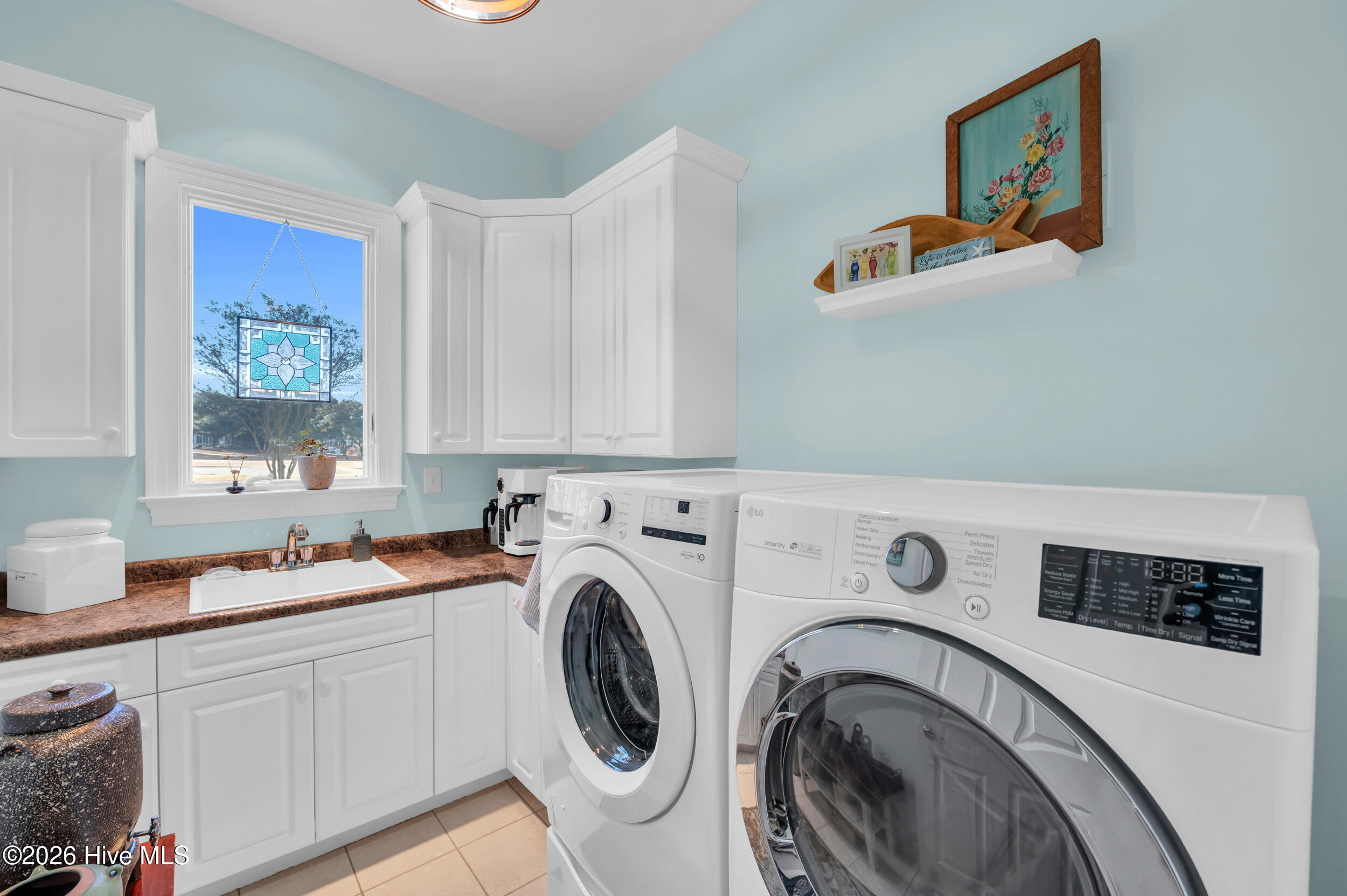 100547693 | Photo 30