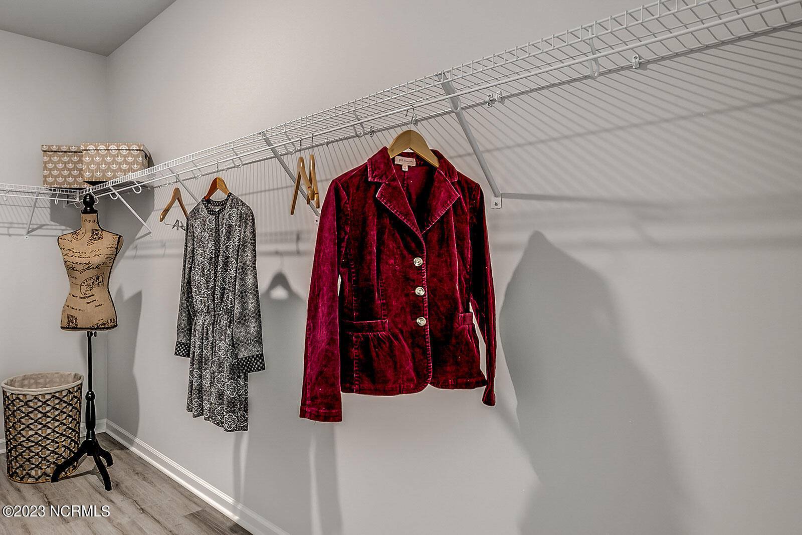 100517567 | Photo 25