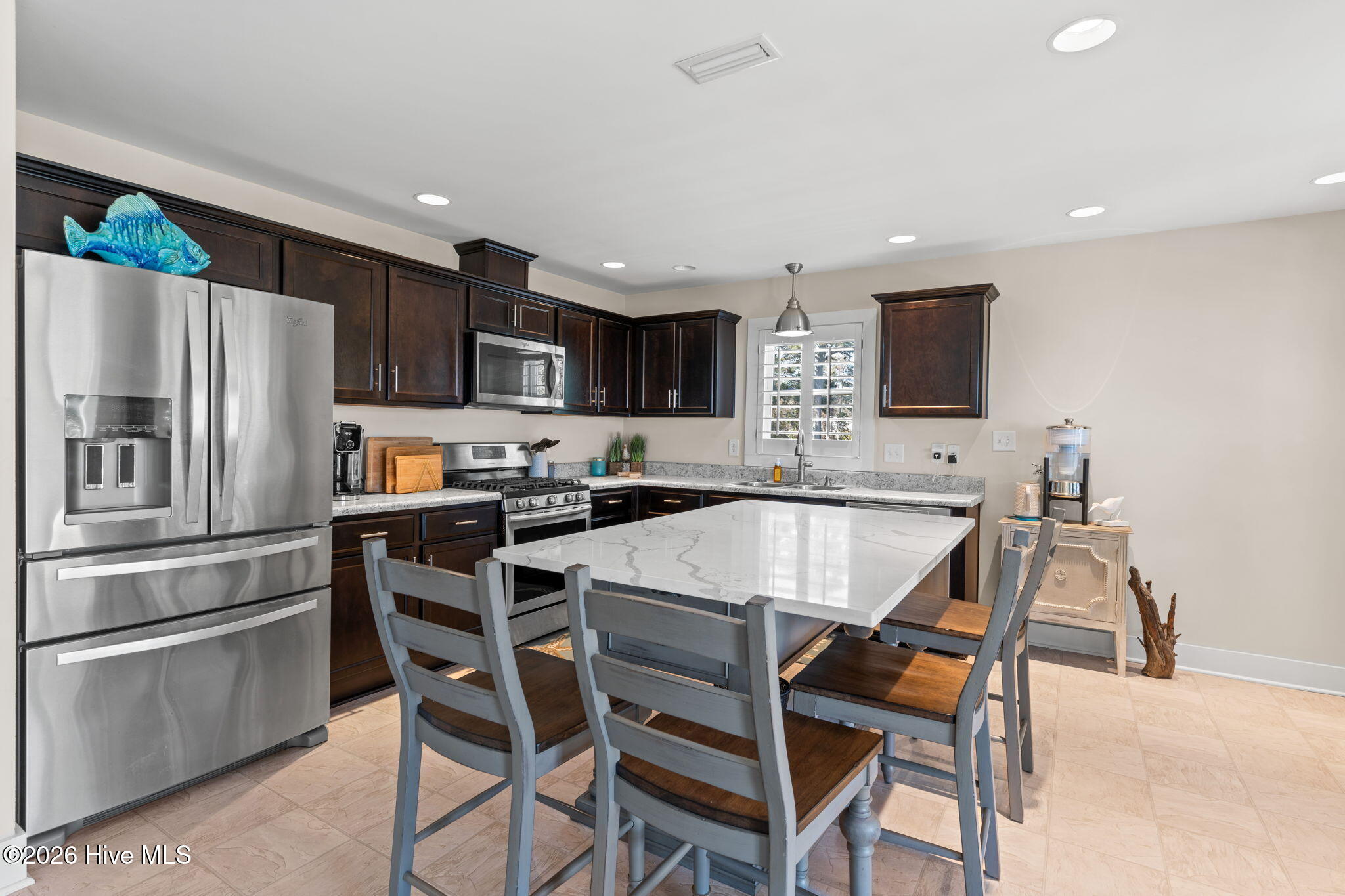 100560331 | Photo 15