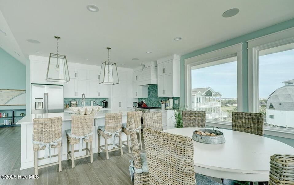 100508302 | Photo 15