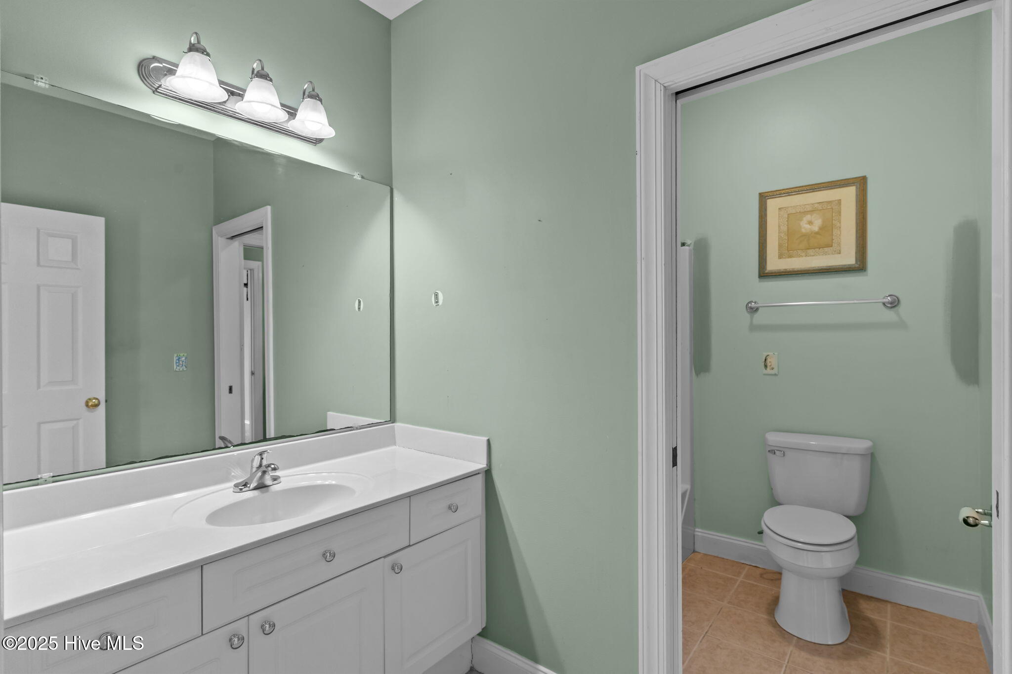 100538095 | Photo 43