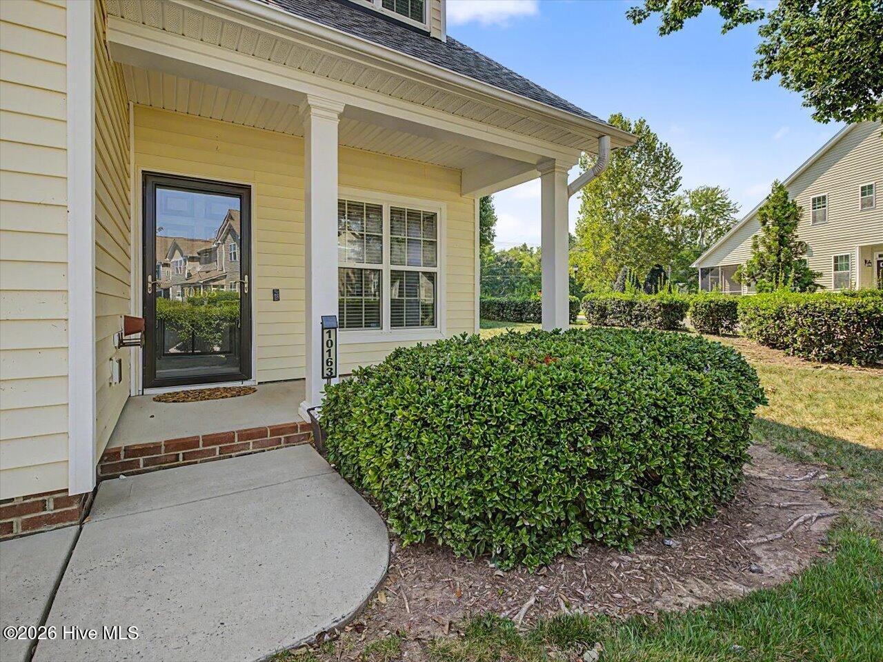 Photo 5 of Townhouse for sale at 10163 Bessborough Dr, Raleigh, NC 27617 | MLS# 100601582 | Listing updated on 2026-09-04