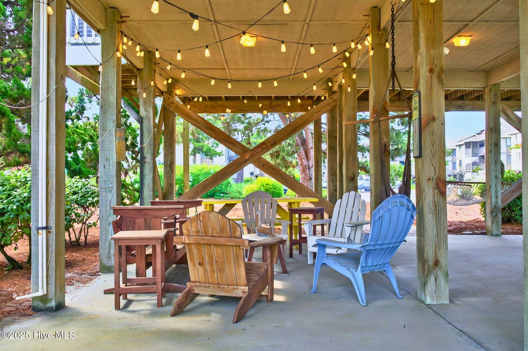 100508877 | Photo 46