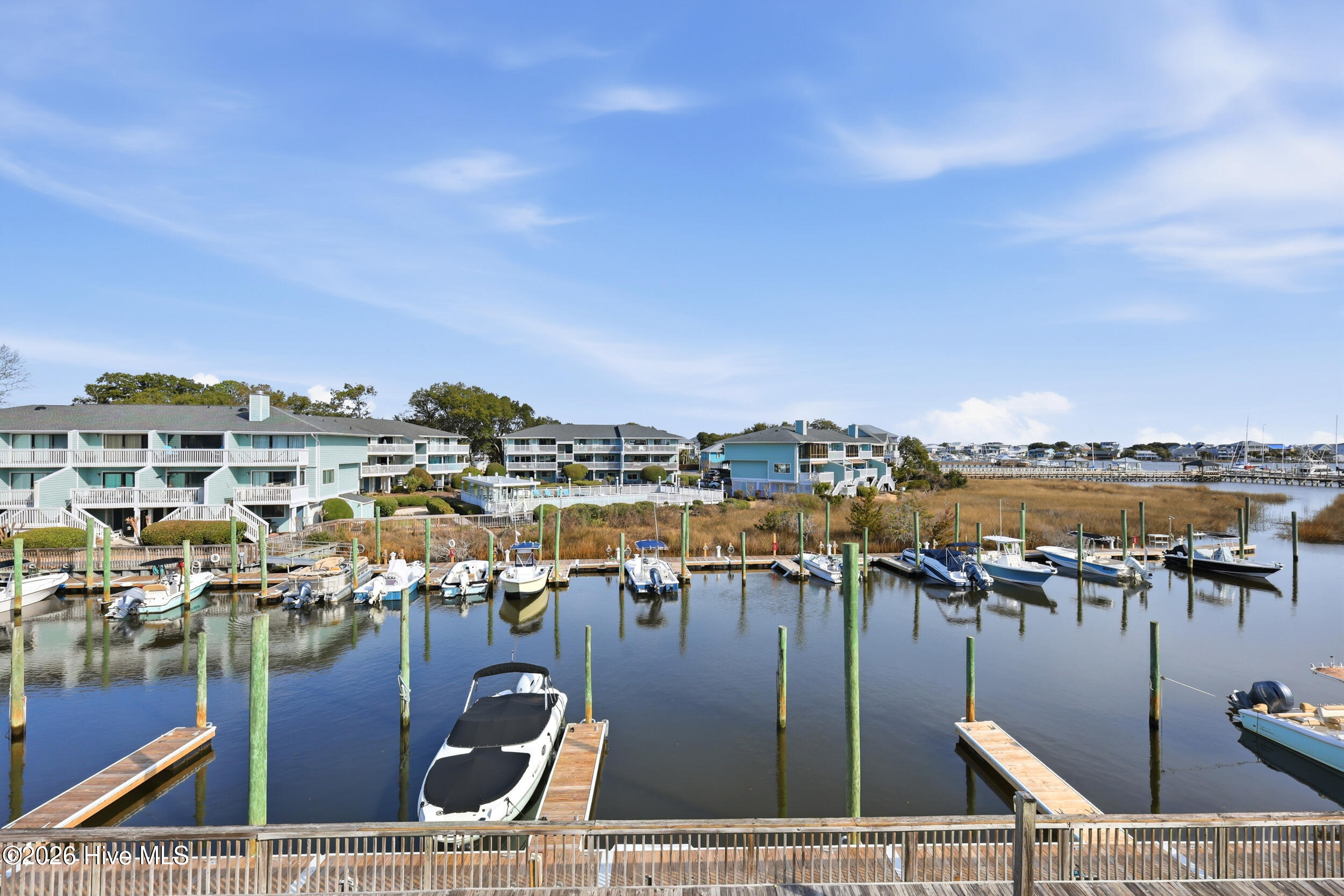 100534046 | Photo 32