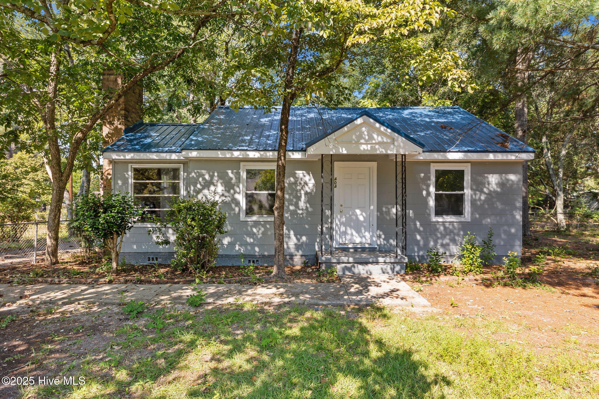 Homes for sale in Aberdeen, NC | 404 Seymour St, Aberdeen, NC 28315 | MLS# 100529233