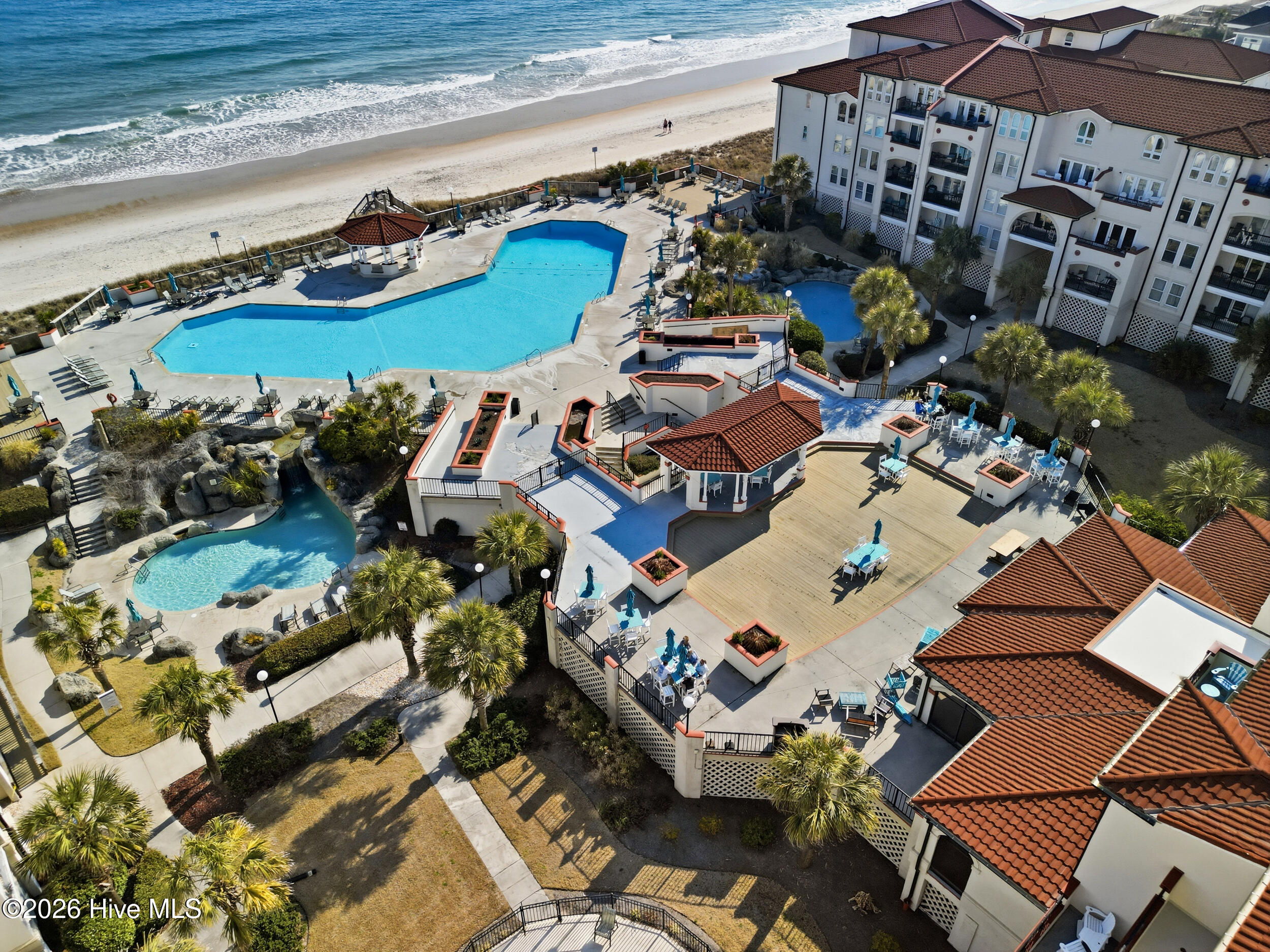 100560519 | Photo 59