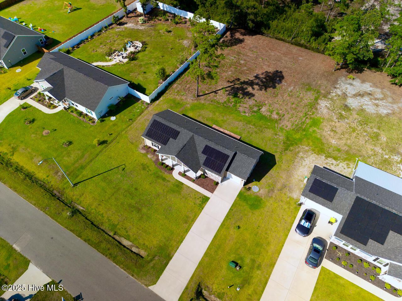 100518131 | Photo 29