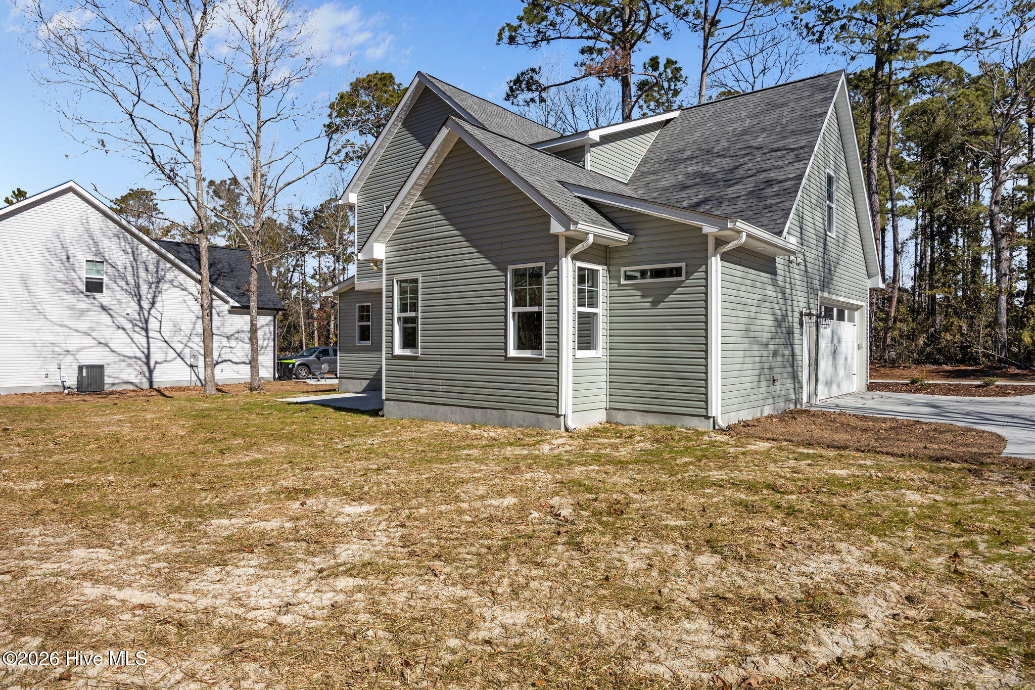 100528707 | Photo 39