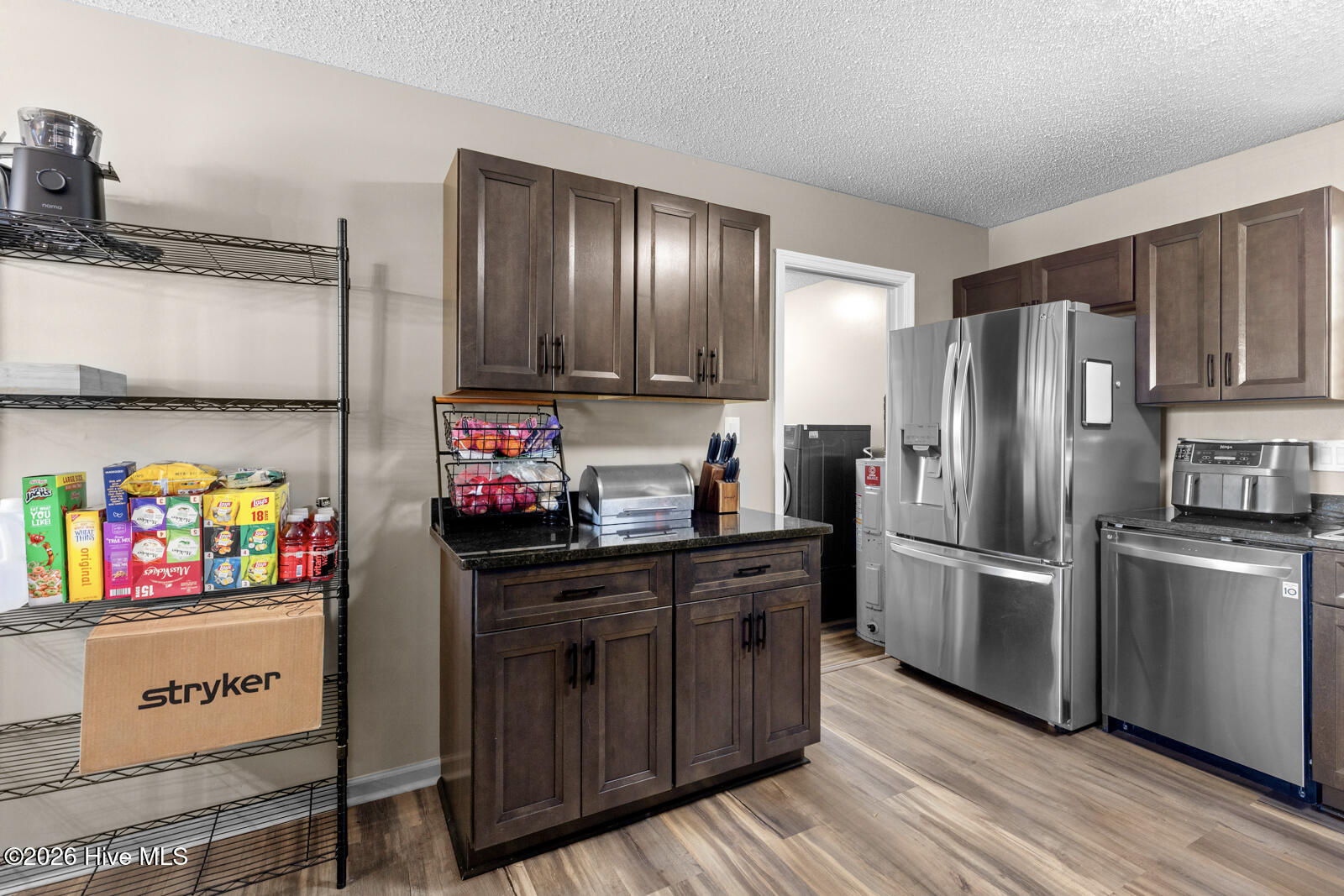 100568901 | Photo 10