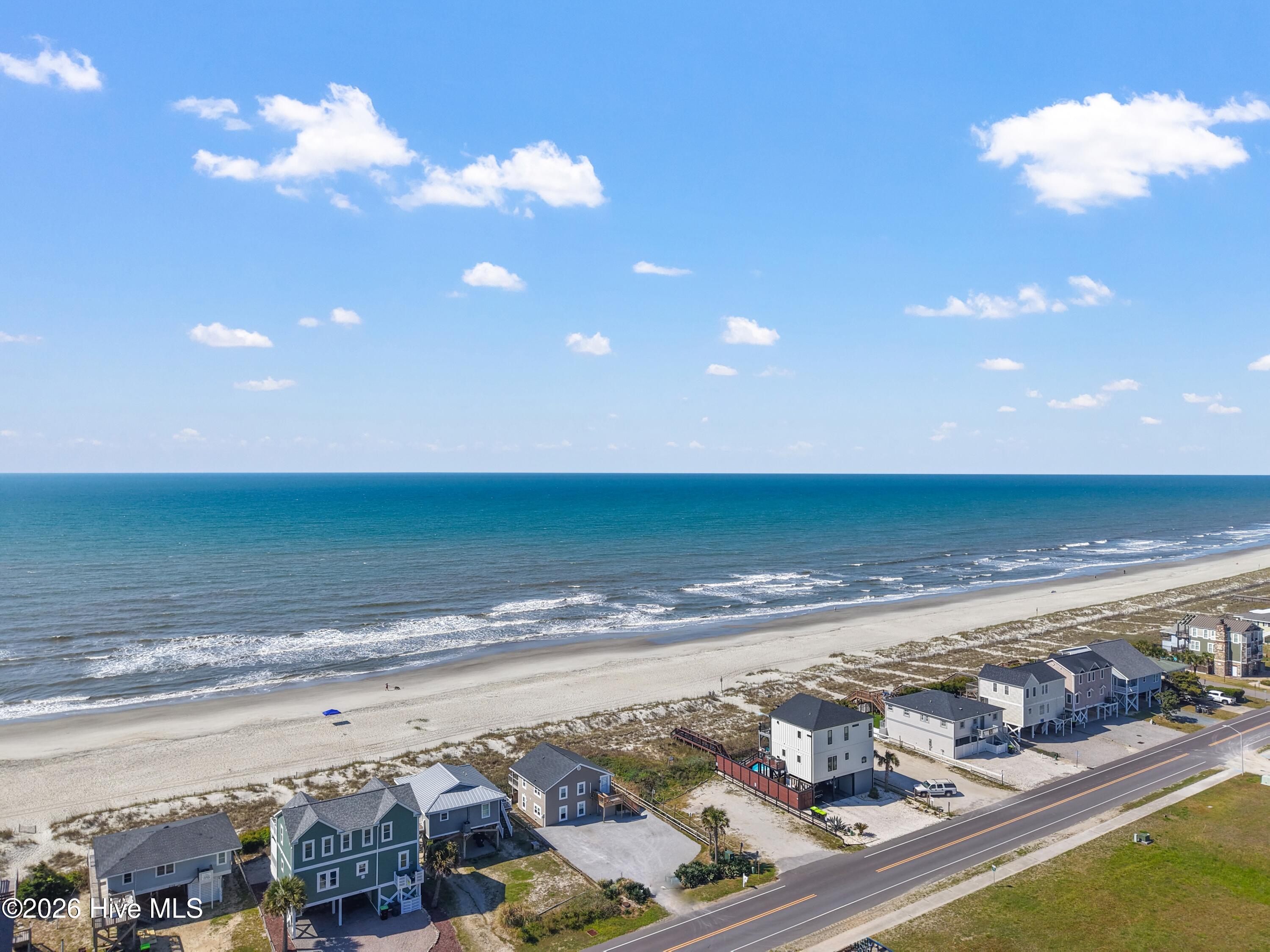 100567968 | Photo 54