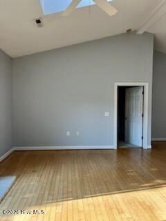 100555451 | Photo 13