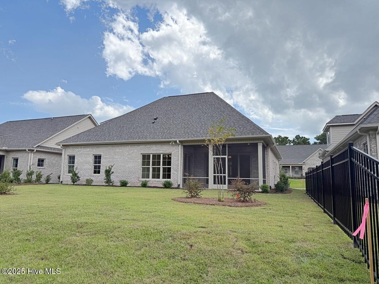 100513884 | Photo 50