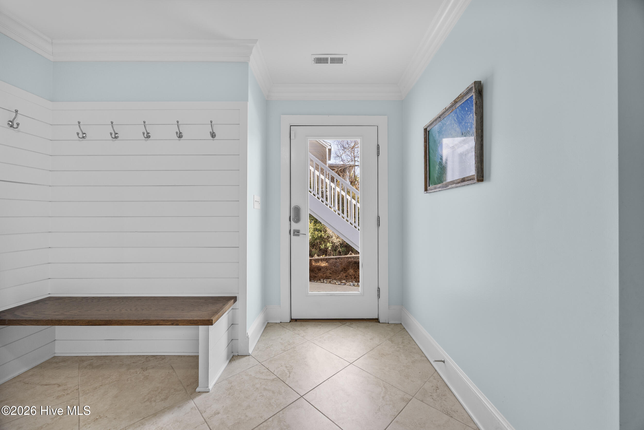 100549374 | Photo 57