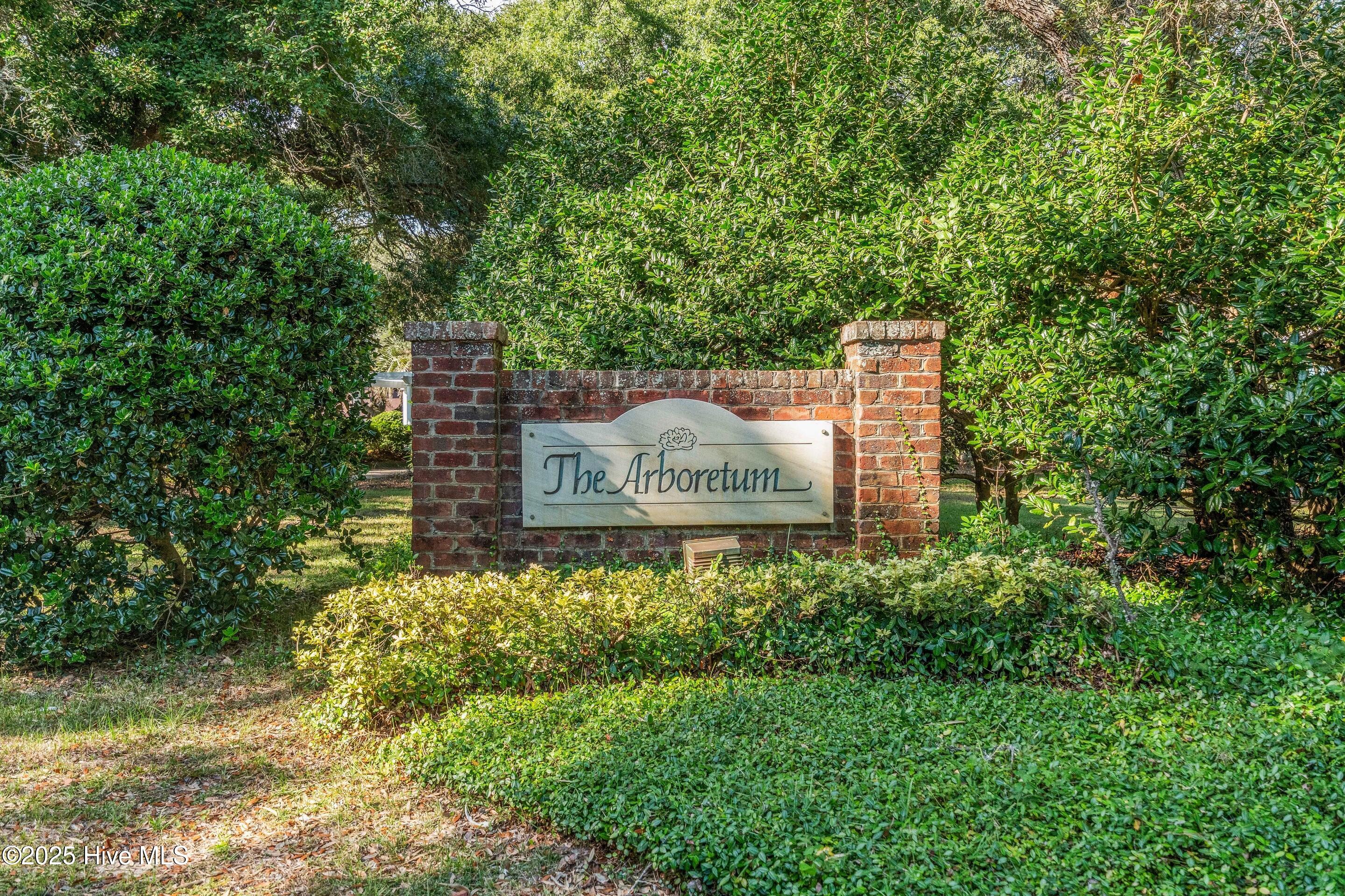 501 Periwinkle Way, Caswell Beach, NC 28465 – photo 15: mls-DSC02330
