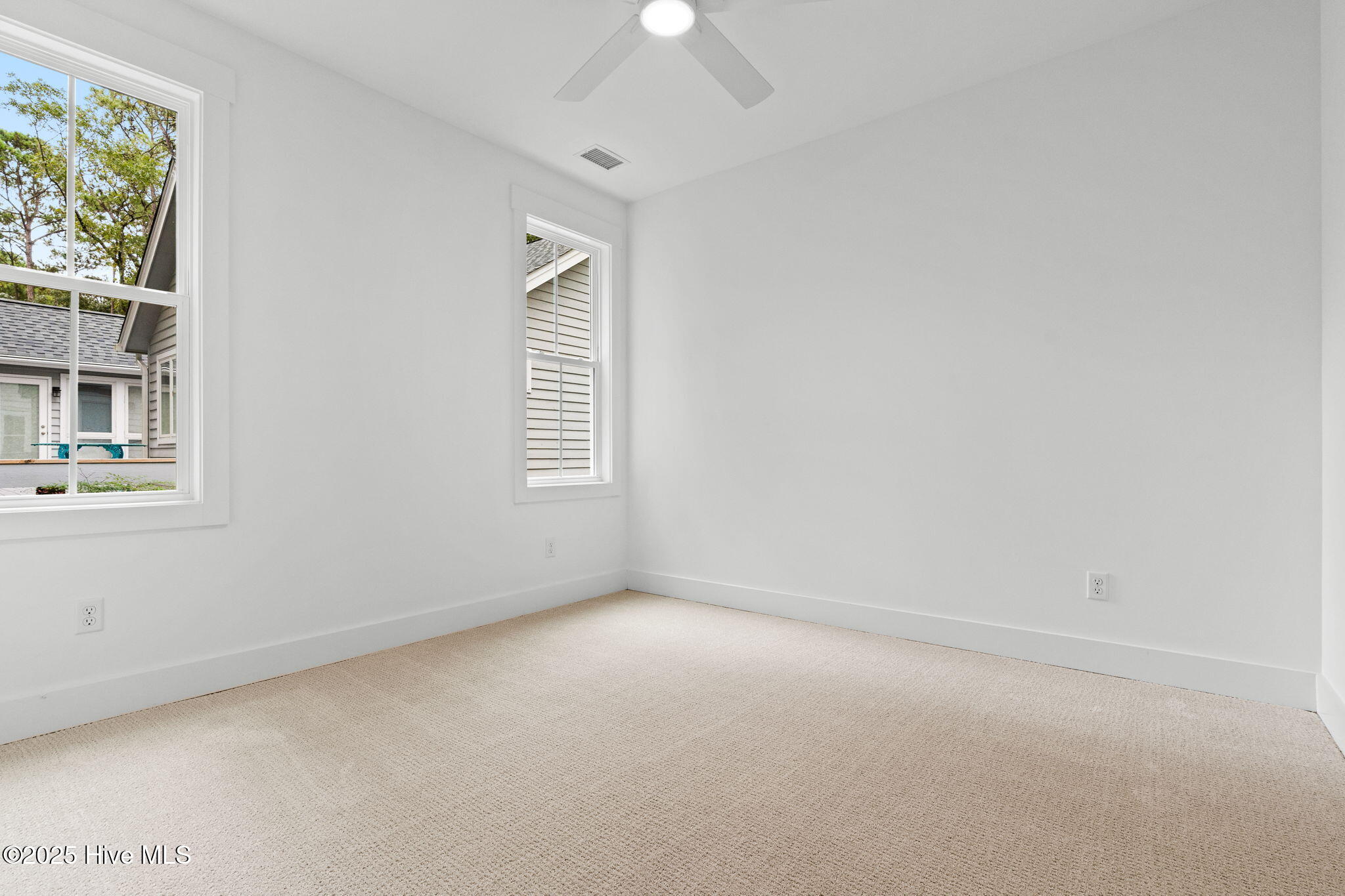 100530542 | Photo 39