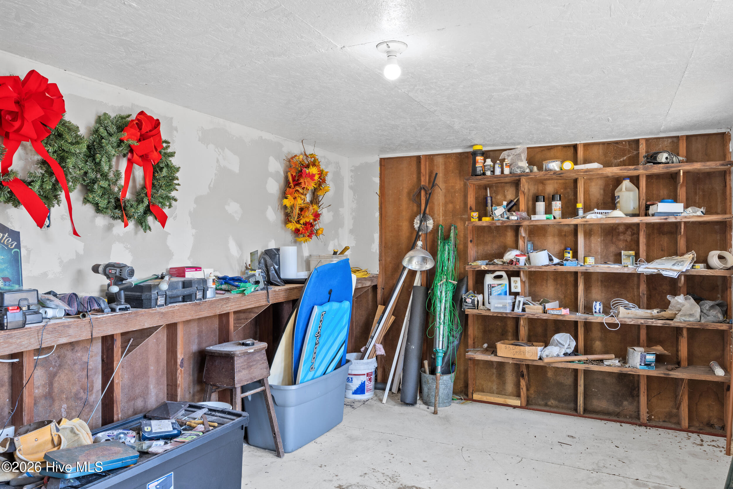 100567287 | Photo 34