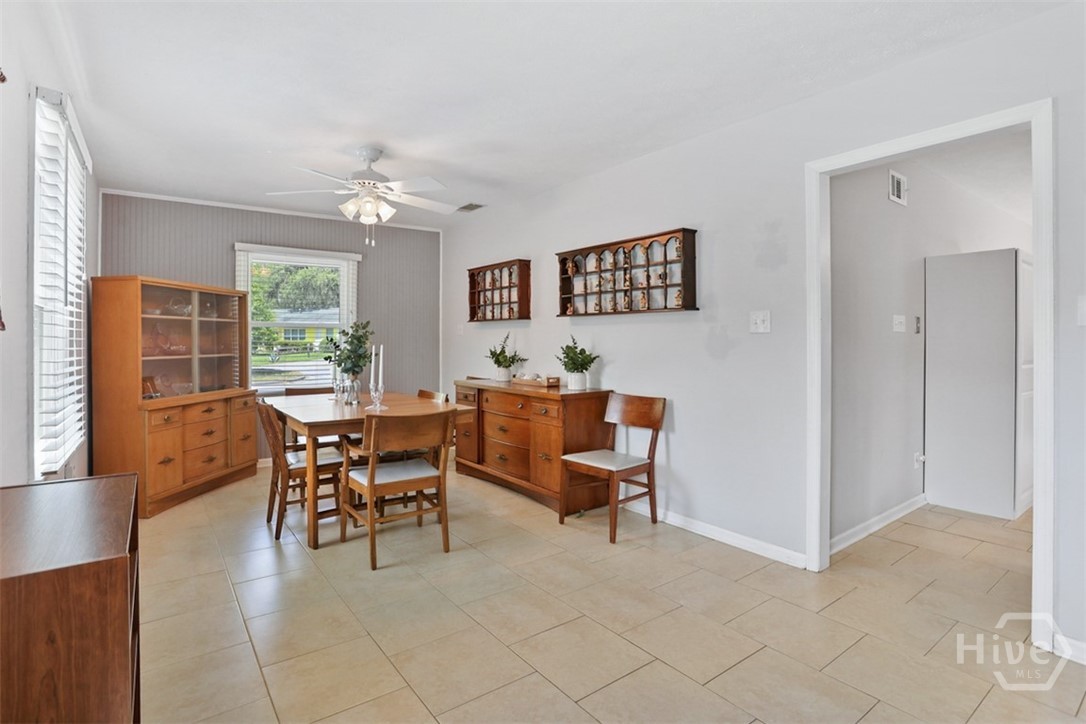 5 Prince Charles Court