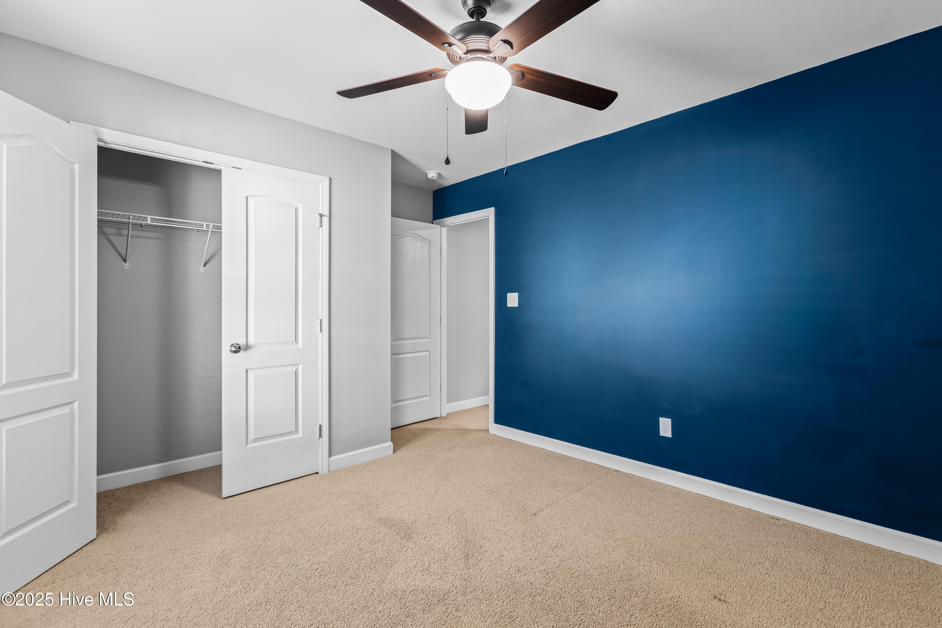 100541527 | Photo 32