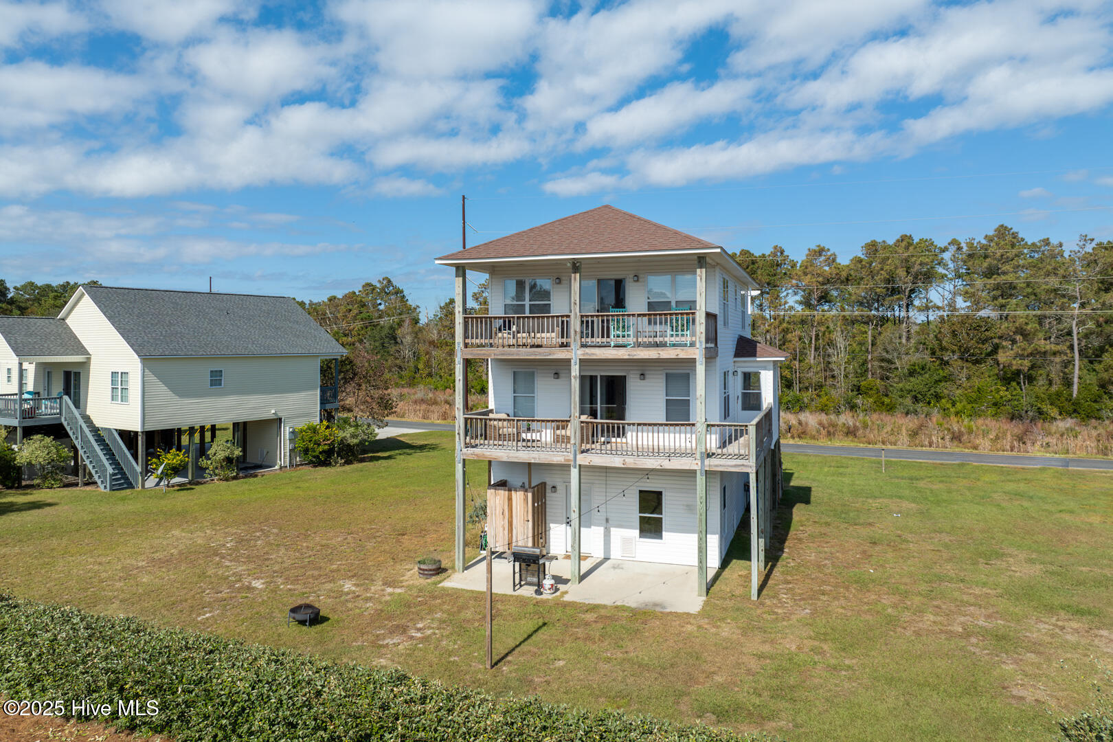 100535257 | Photo 31