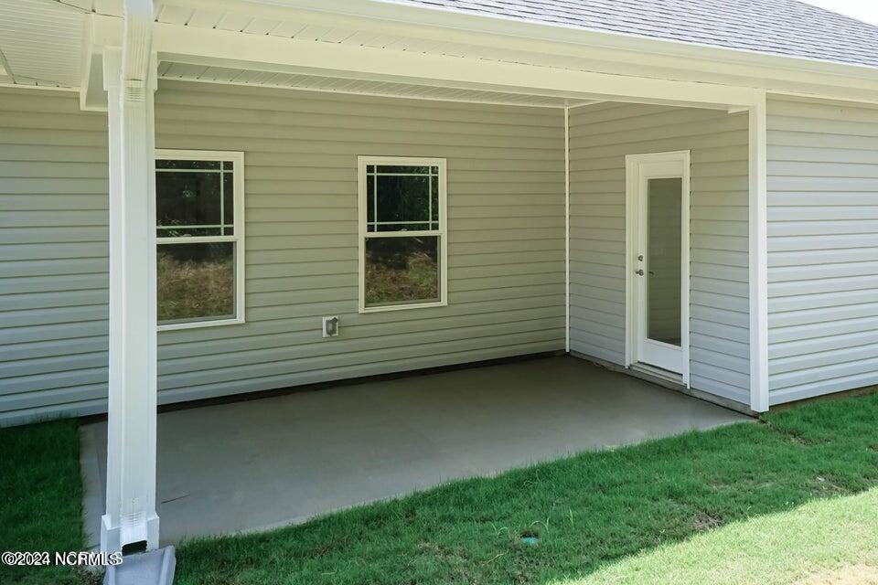 Exterior photo of 104 Shoal Lane, New Bern, NC 28562. MLS: 100588867