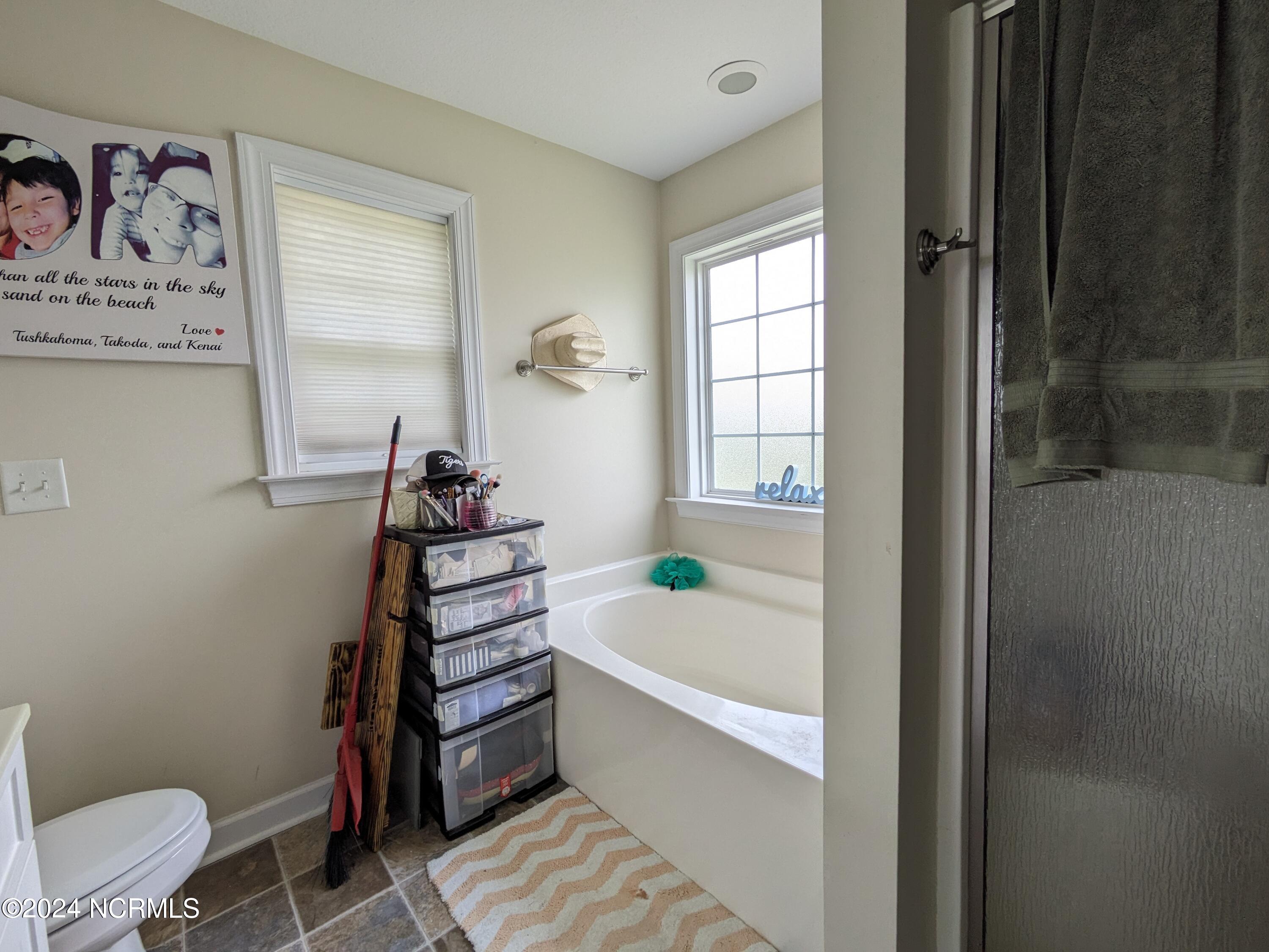 100529428 | Photo 34