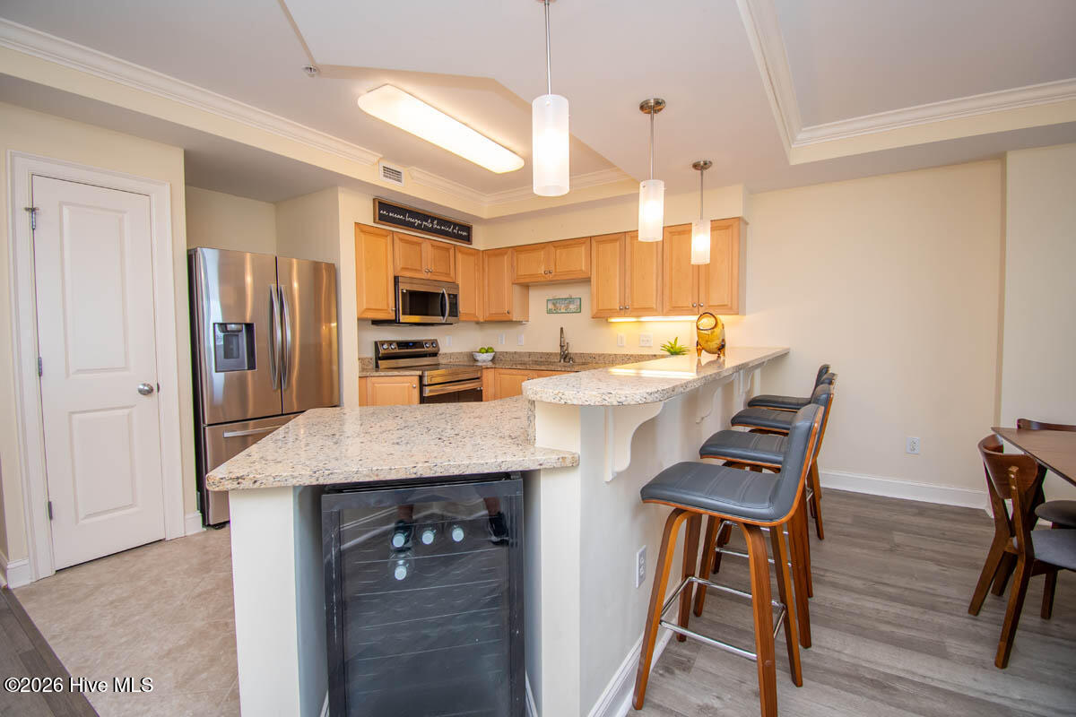 Kitchen/Bar