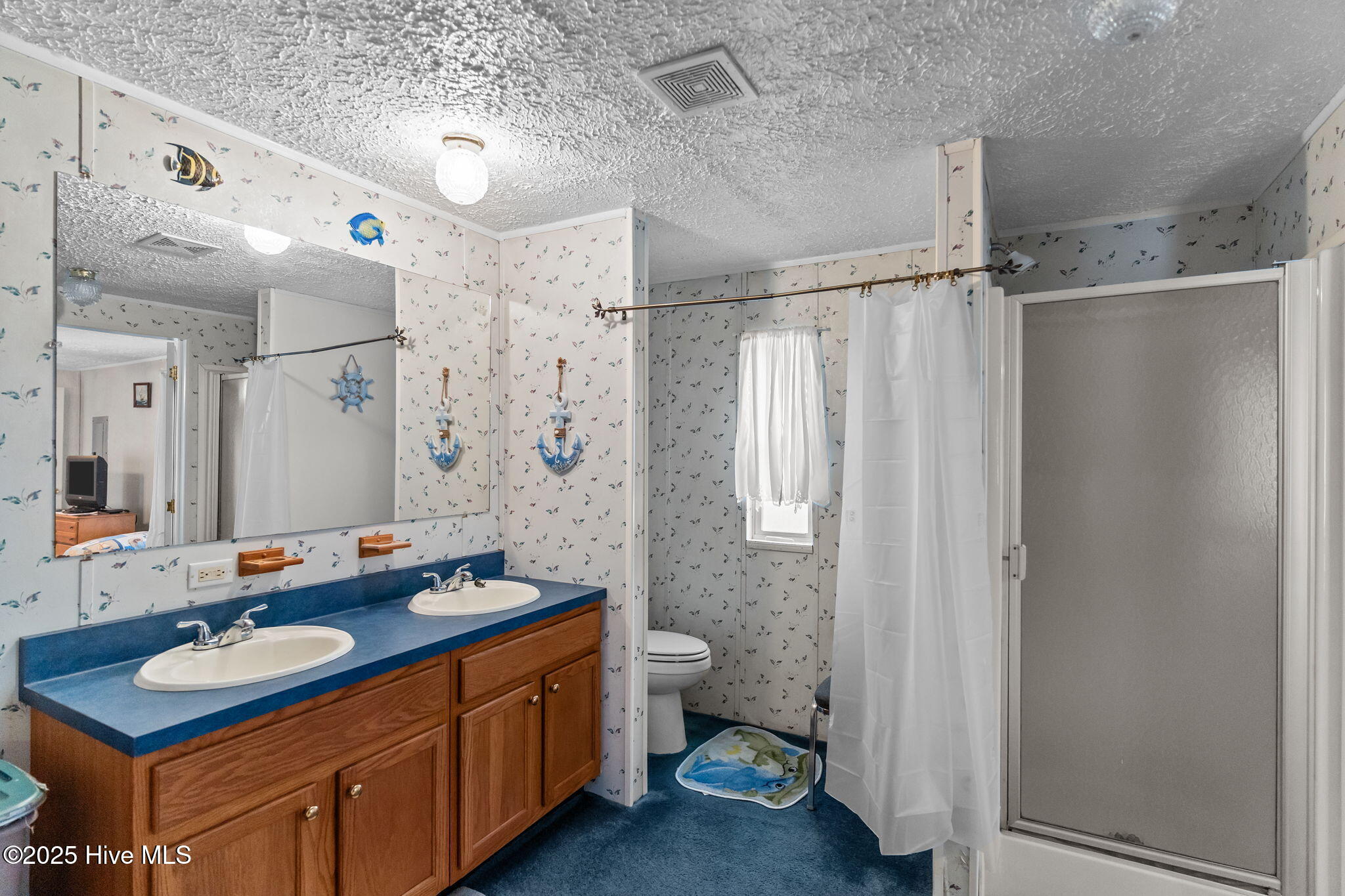 100543944 | Photo 29