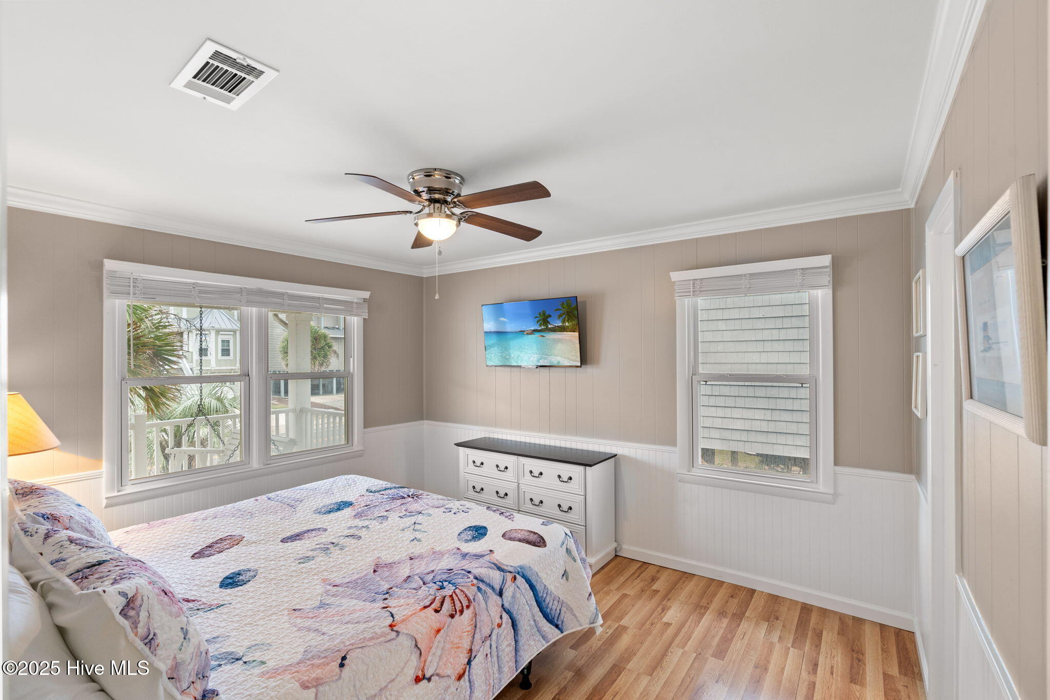 100542968 | Photo 17