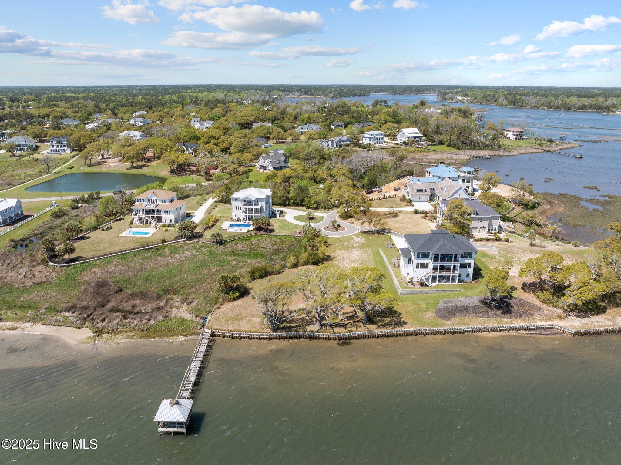 100502292 | Photo 19