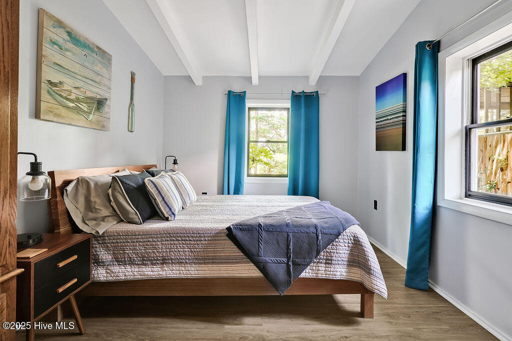 100555819 | Photo 24