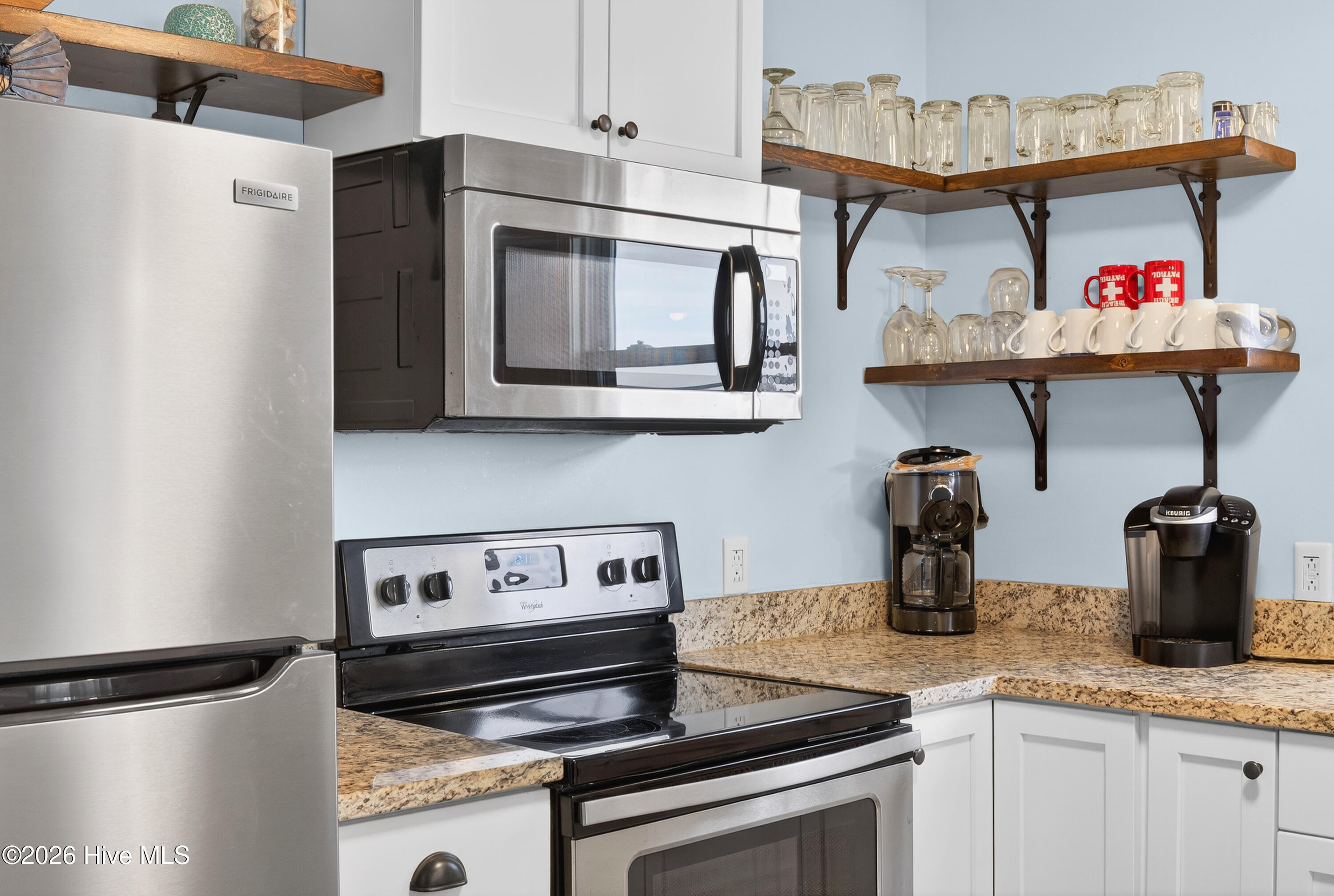 100560758 | Photo 22